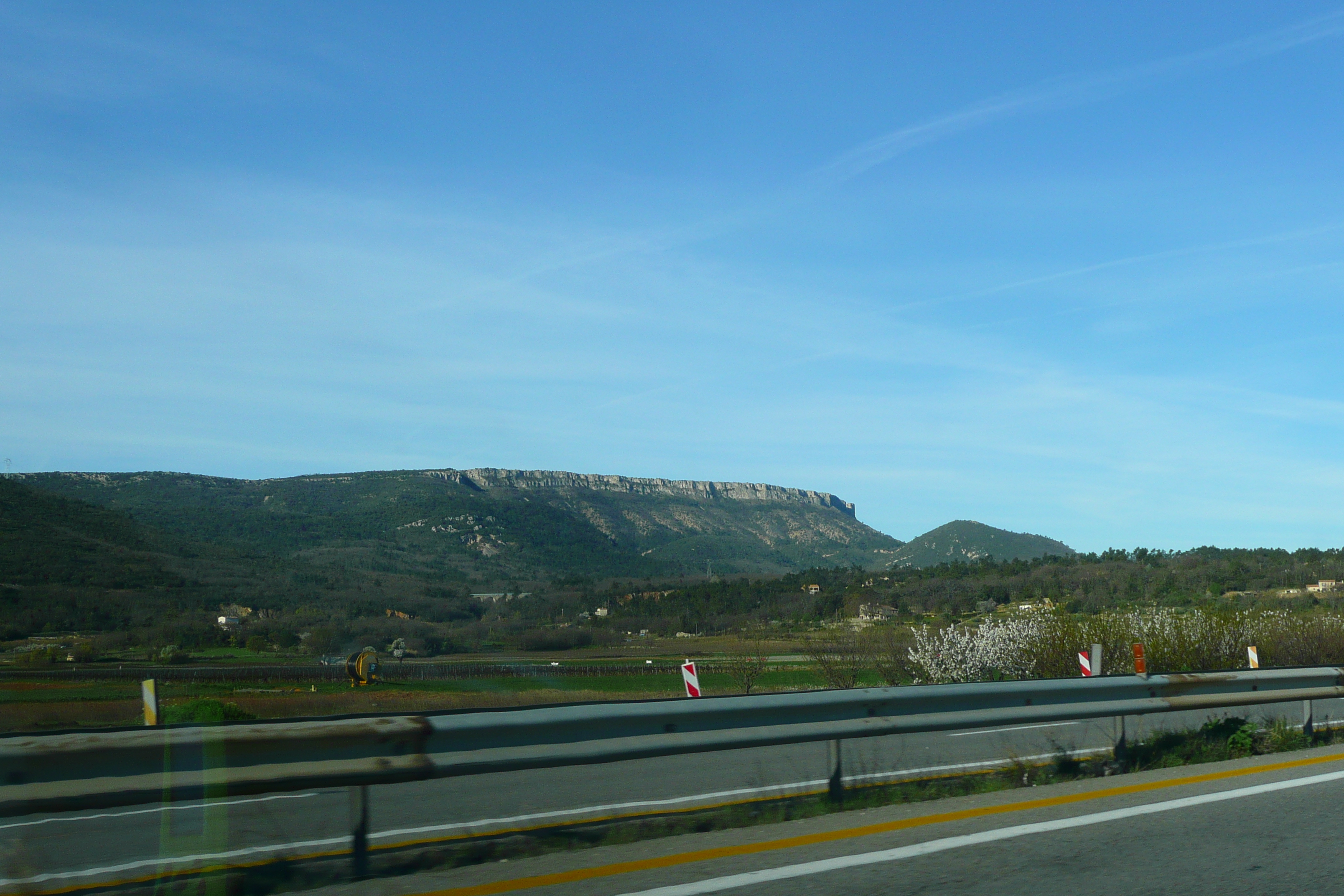 รูปถ่าย ฝรั่งเศส(France) เฟรนช์ริวิเอรา(French Riviera) ถนนจากเลอลุกไปแอ็กซ์(Le Luc to Aix Road) 2008-04 65