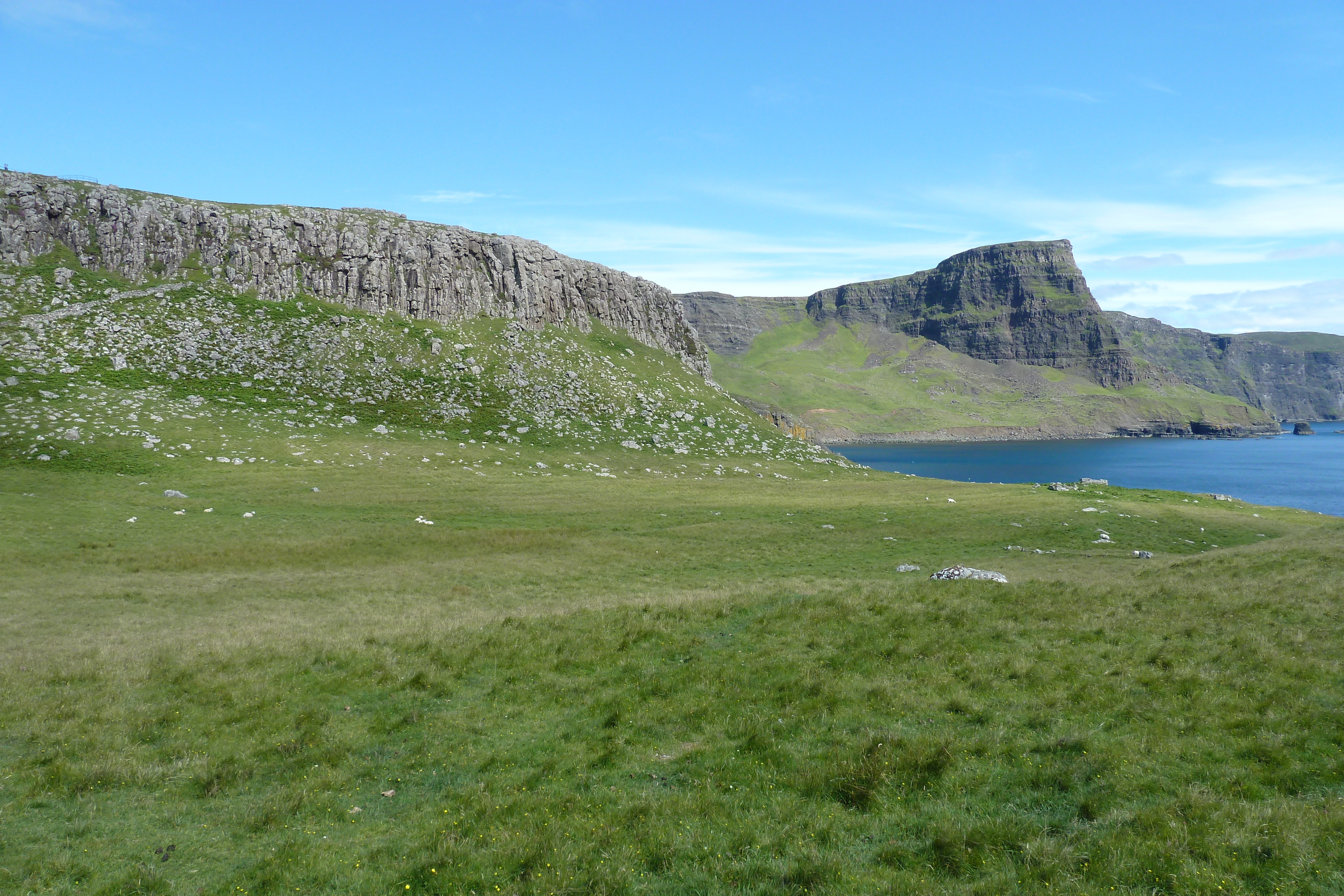 รูปถ่าย อังกฤษ(United Kingdom) เกาะสกาย(Skye) แหลมนีสต์พอยต์(Neist Point) 2011-07 35
