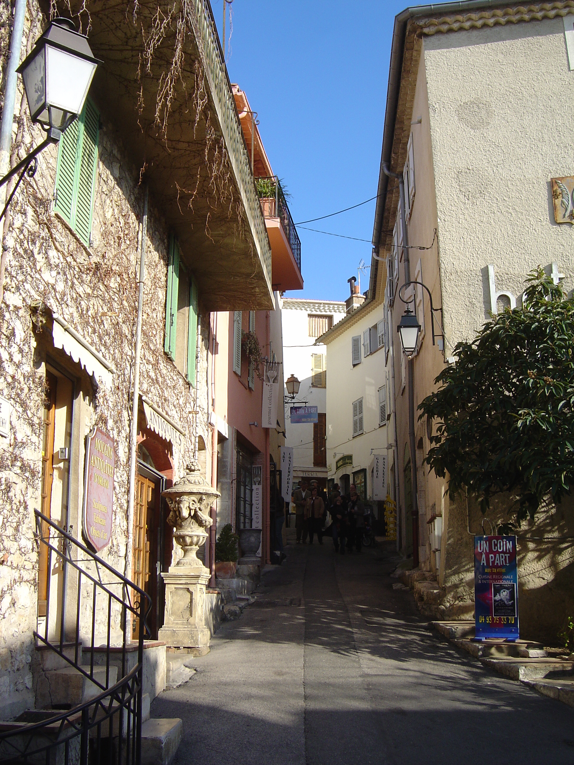 รูปถ่าย ฝรั่งเศส(France) มูแก็งส์(Mougins) 2006-02 38