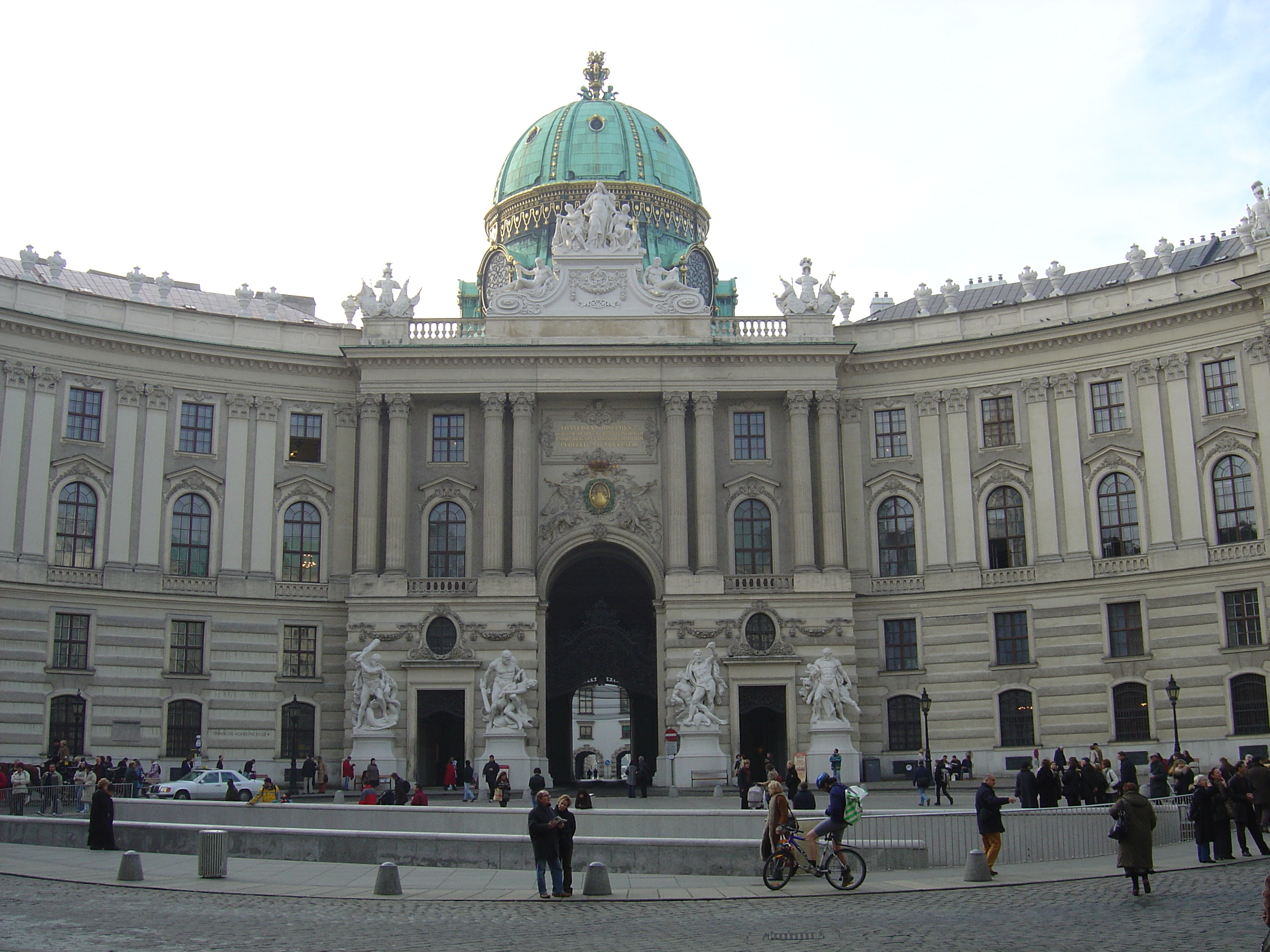 รูปถ่าย ออสเตรีย(Austria) เวียนนา(Vienna) 2004-11 88
