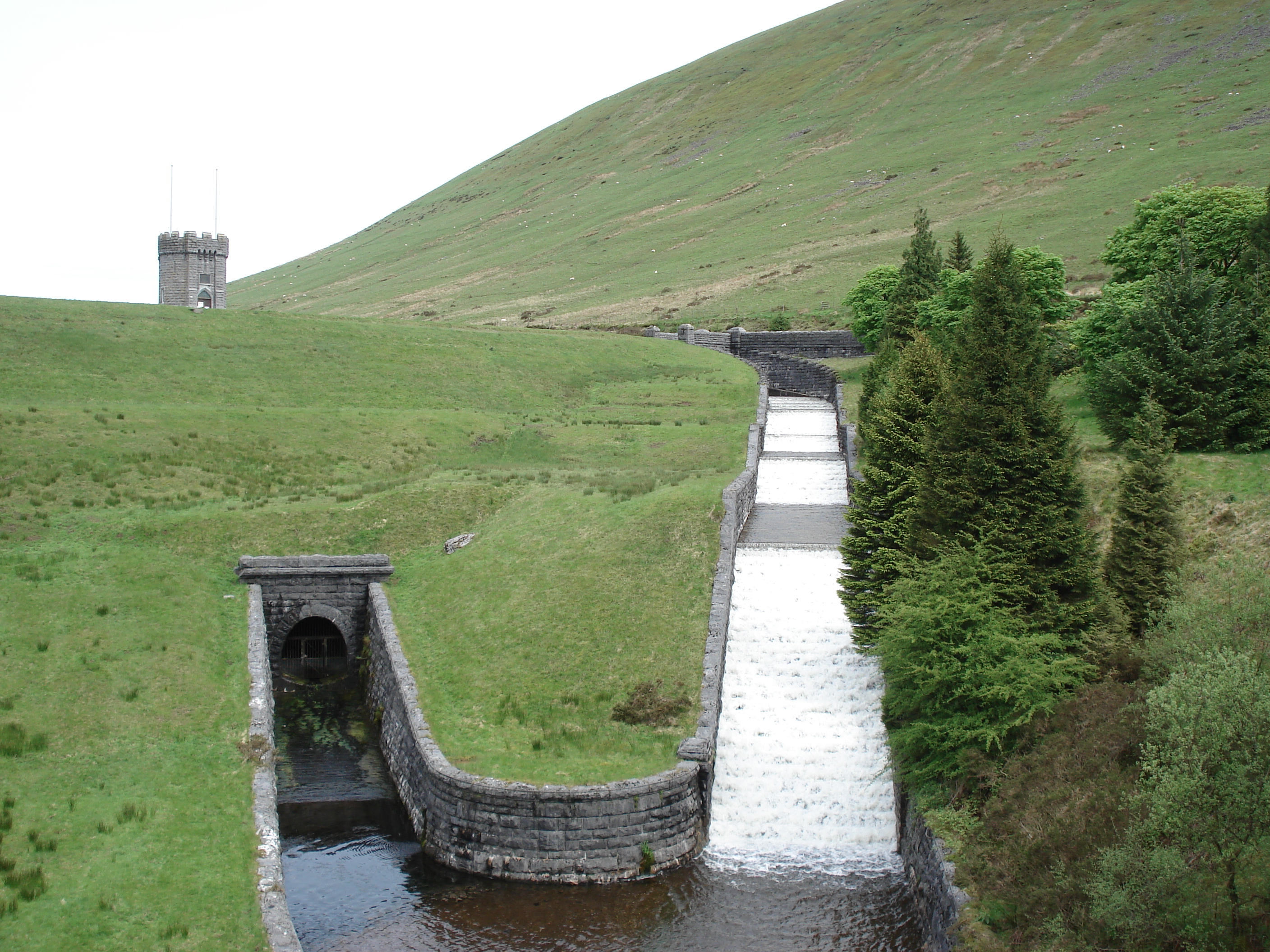 รูปถ่าย อังกฤษ(United Kingdom) อุทยานแห่งชาติเบรคอนบีคอนส์(Brecon Beacons National Park) 2006-05 51