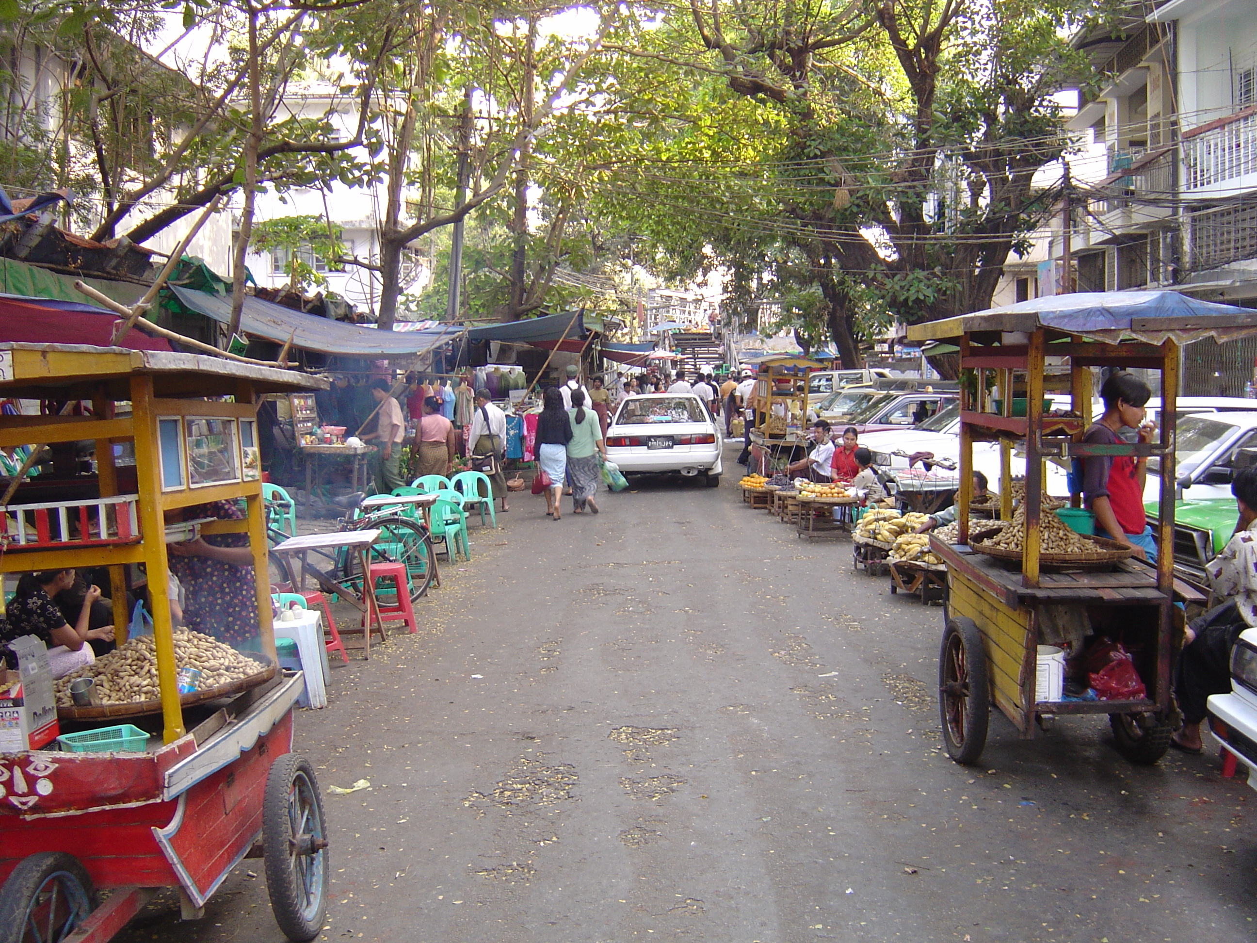 รูปถ่าย พม่า(Myanmar) ย่างกุ้ง(Yangon) 2005-01 180