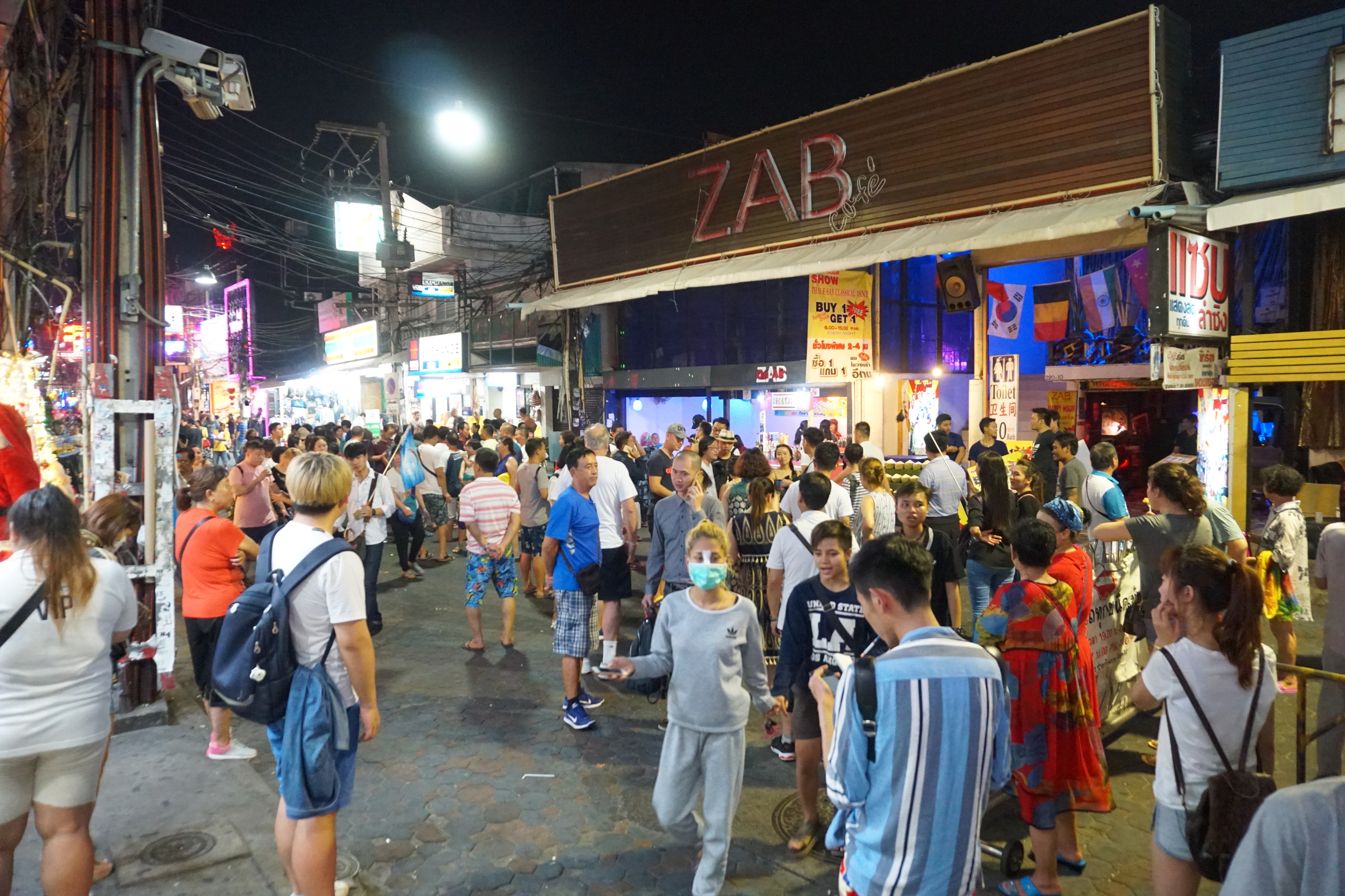 รูปถ่าย ไทย(Thailand) พัทยา(Pattaya) ถนนคนเดิน(Walking Street) 2016-12 4
