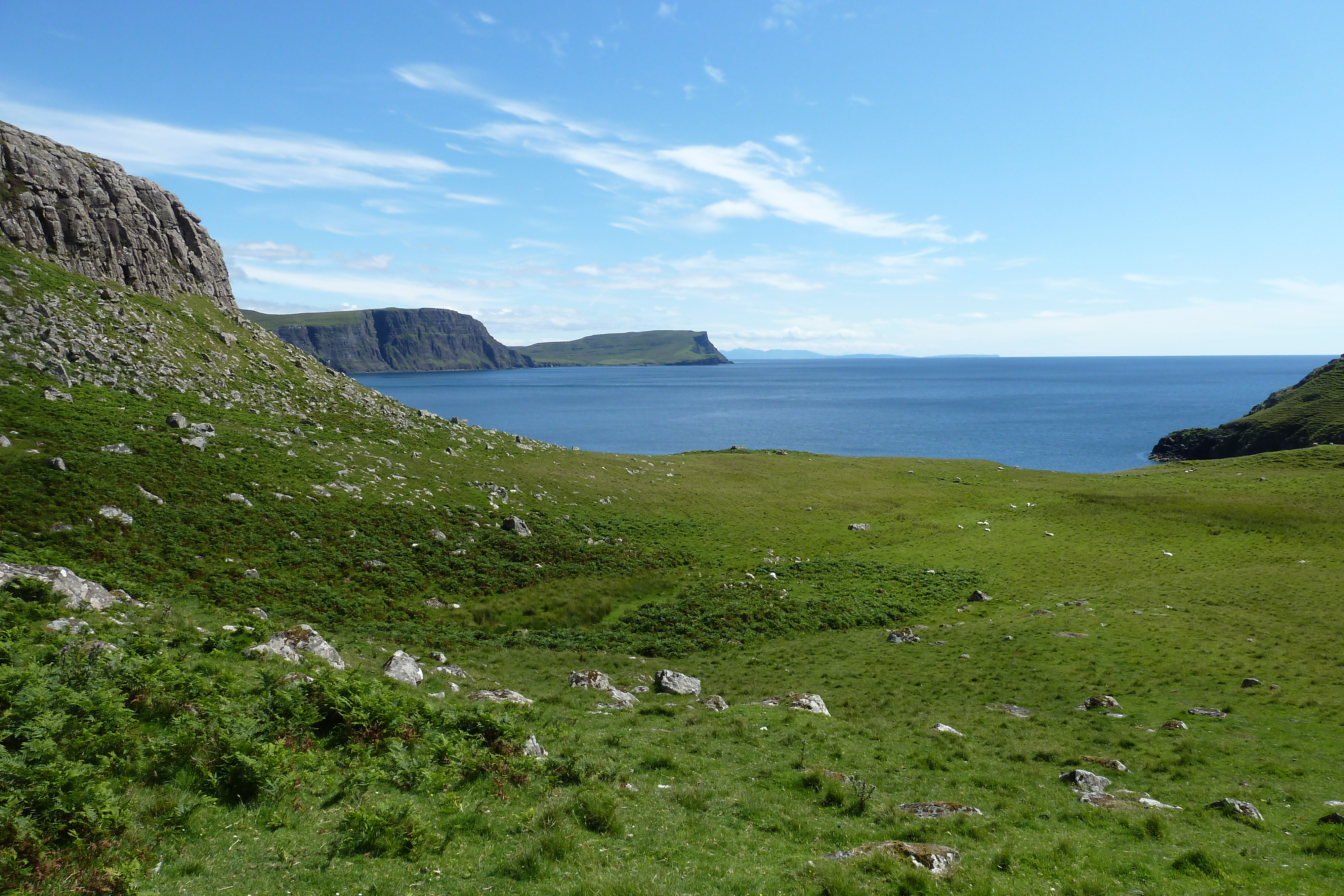 รูปถ่าย อังกฤษ(United Kingdom) เกาะสกาย(Skye) แหลมนีสต์พอยต์(Neist Point) 2011-07 1