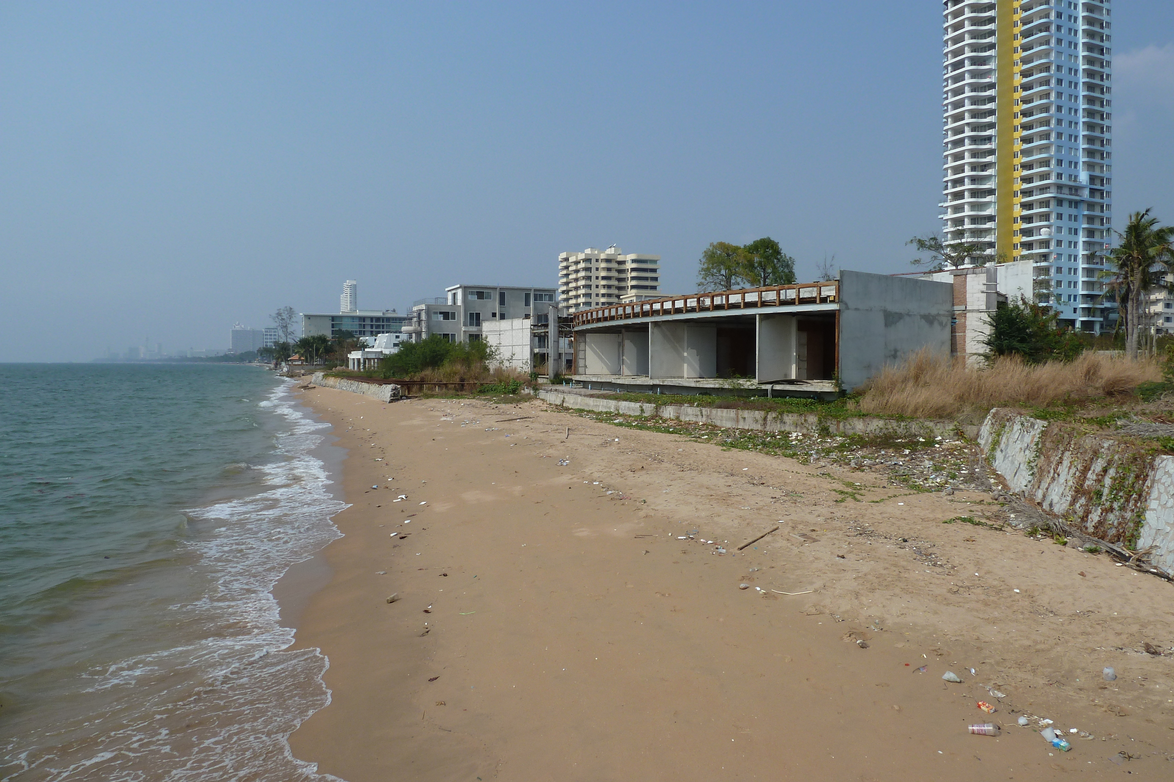 รูปถ่าย ไทย(Thailand) จอมเทียน(Jomtien) คอนโดลารอยัลบีช(La Royale Beach condo) 2011-02 25