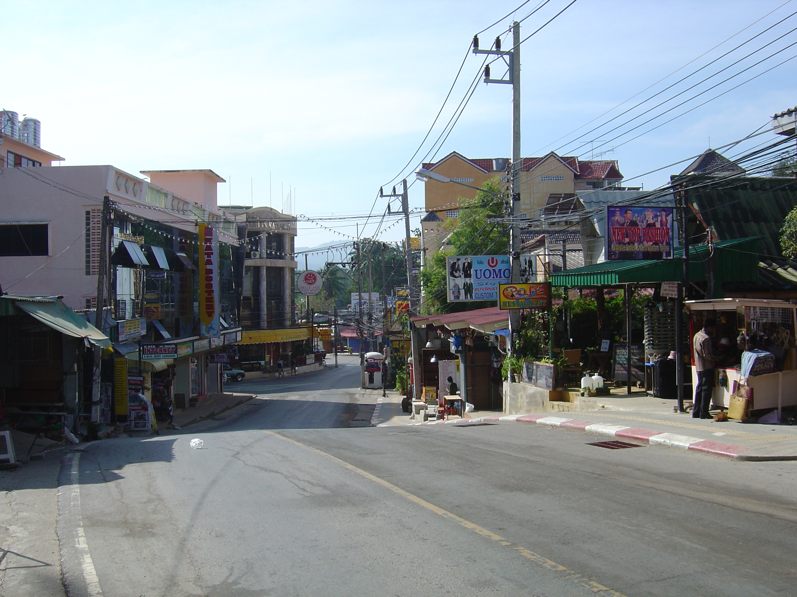 รูปถ่าย ไทย(Thailand) ภูเก็ต(Phuket) กะตะกะรน(Kata Karon) 2005-12 5