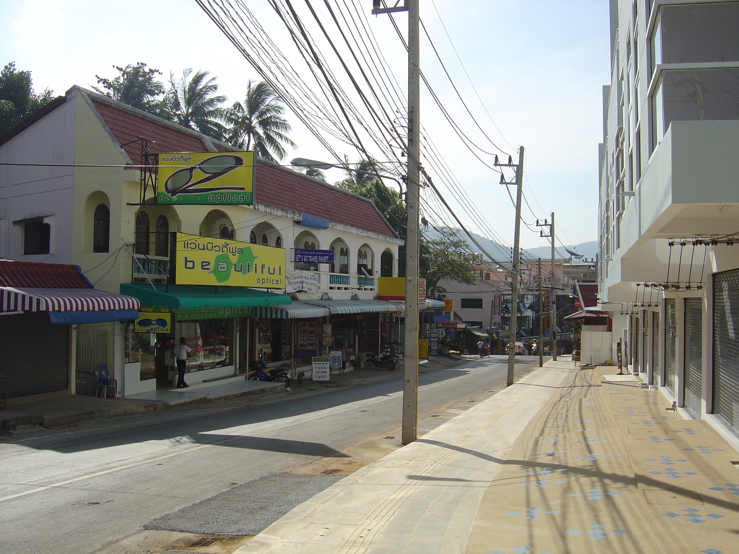 รูปถ่าย ไทย(Thailand) ภูเก็ต(Phuket) กะตะกะรน(Kata Karon) 2005-12 12