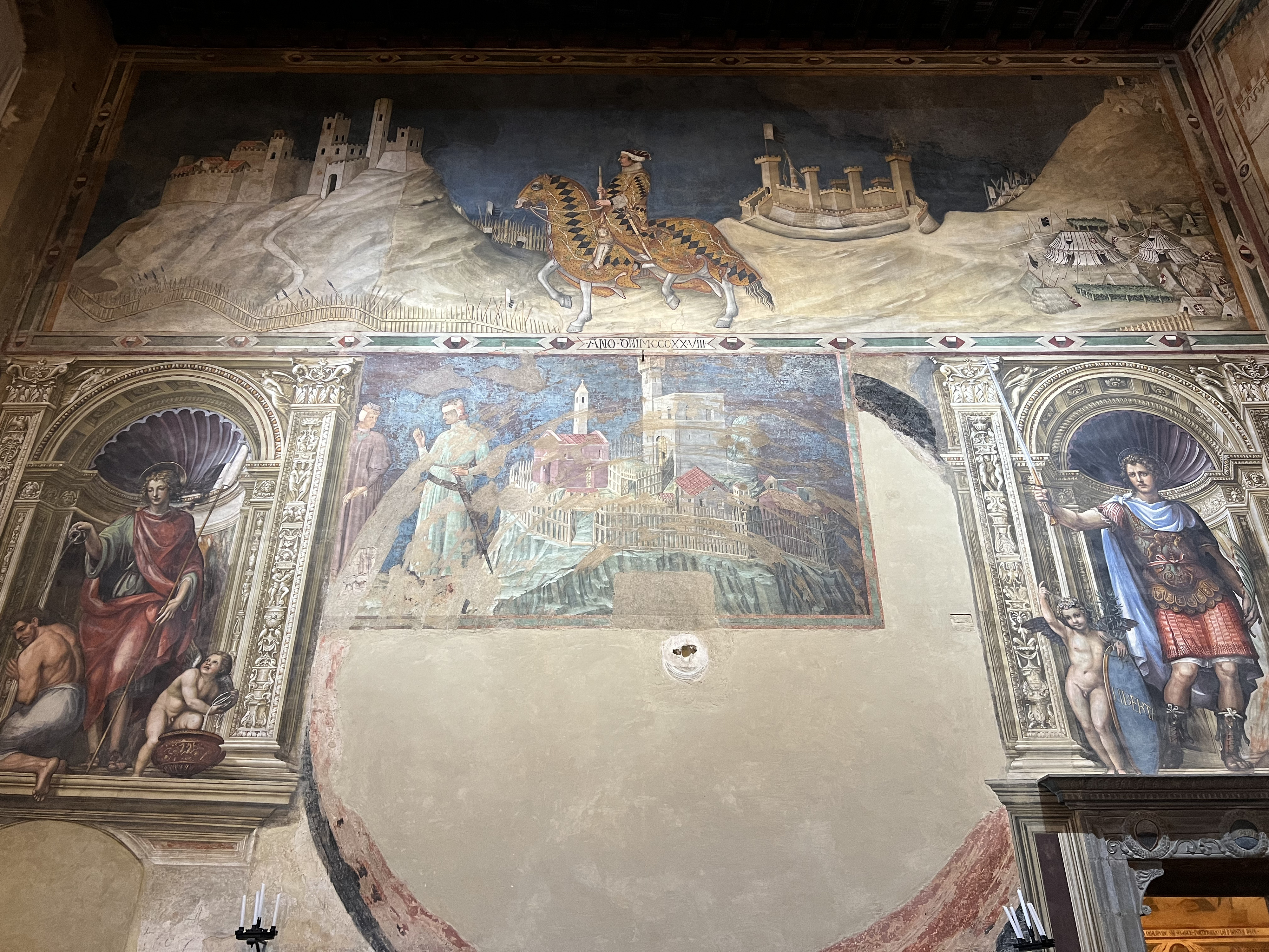 รูปถ่าย อิตาลี(Italy) ซีเอน่า(Siena) วังปุบบลีโก(Palazzo Pubblico) 2021-09 129