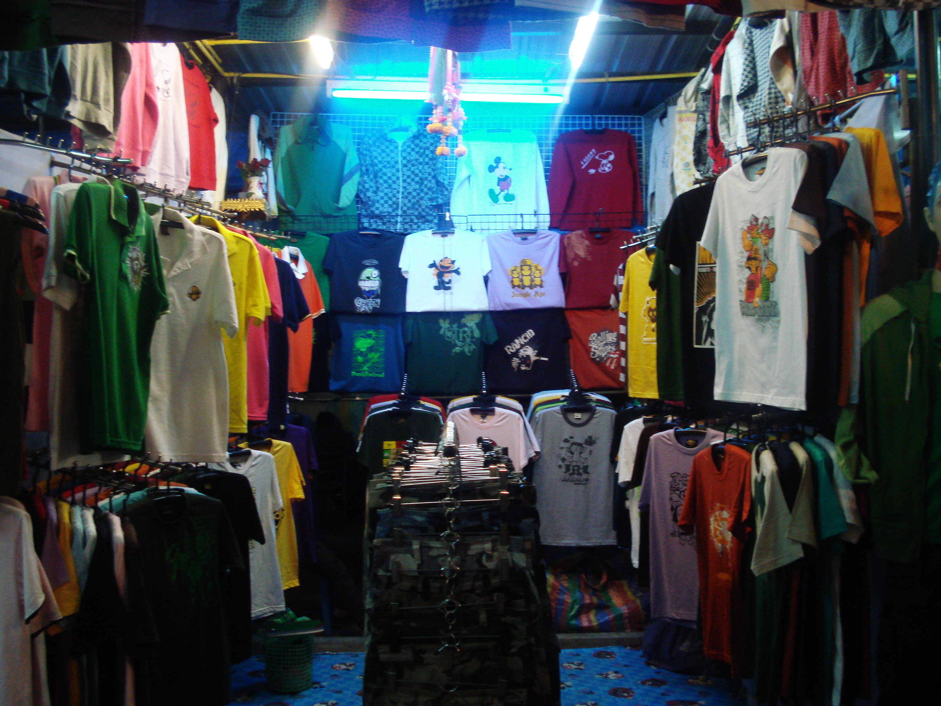 รูปถ่าย ไทย(Thailand) พิษณุโลก(Phitsanulok) ถนนพุทธบูชา(Puttabucha) 2008-01 17