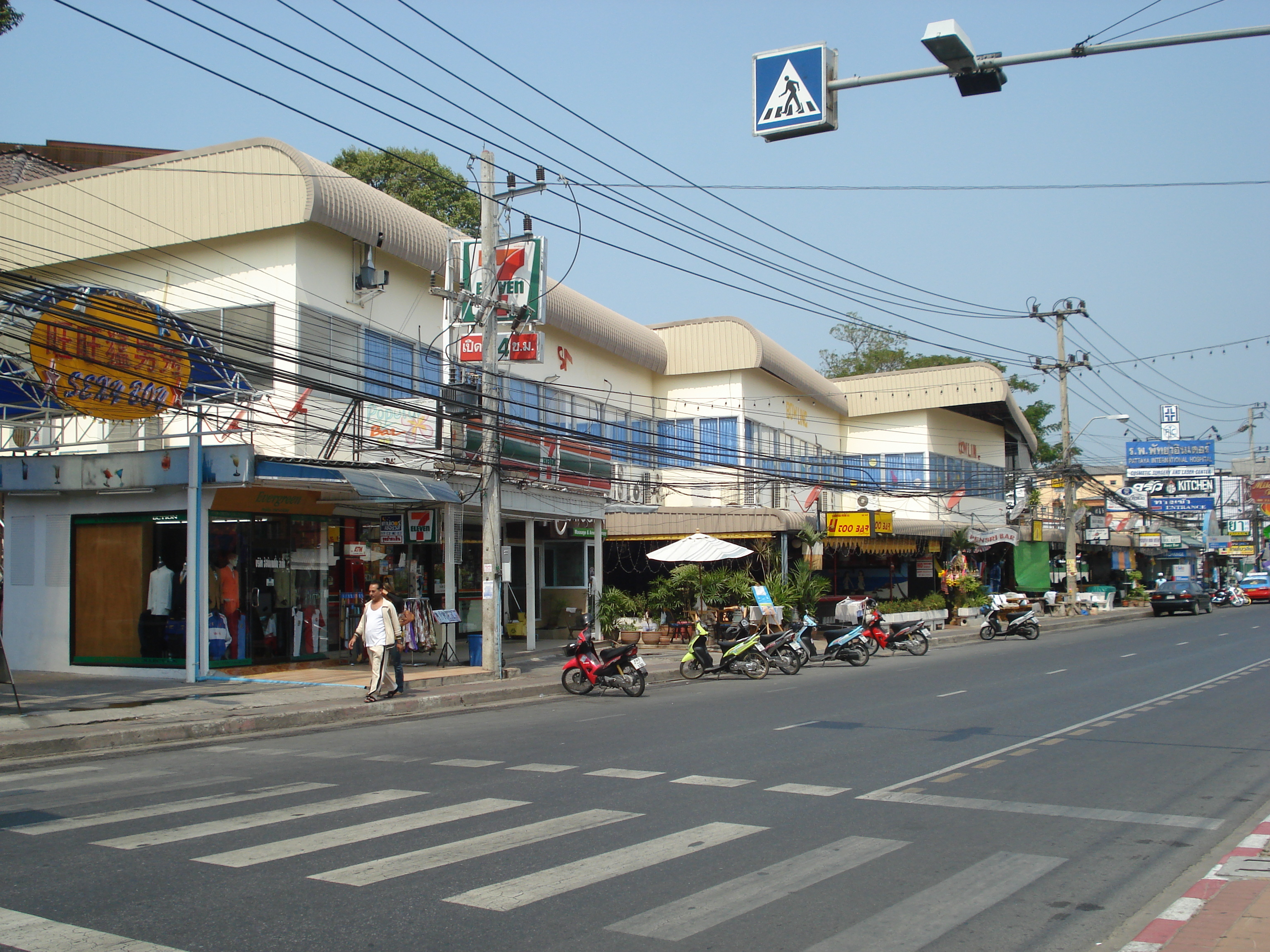 รูปถ่าย ไทย(Thailand) พัทยา(Pattaya) พัทยาสายสอง(Pattaya Saisong) 2008-01 97