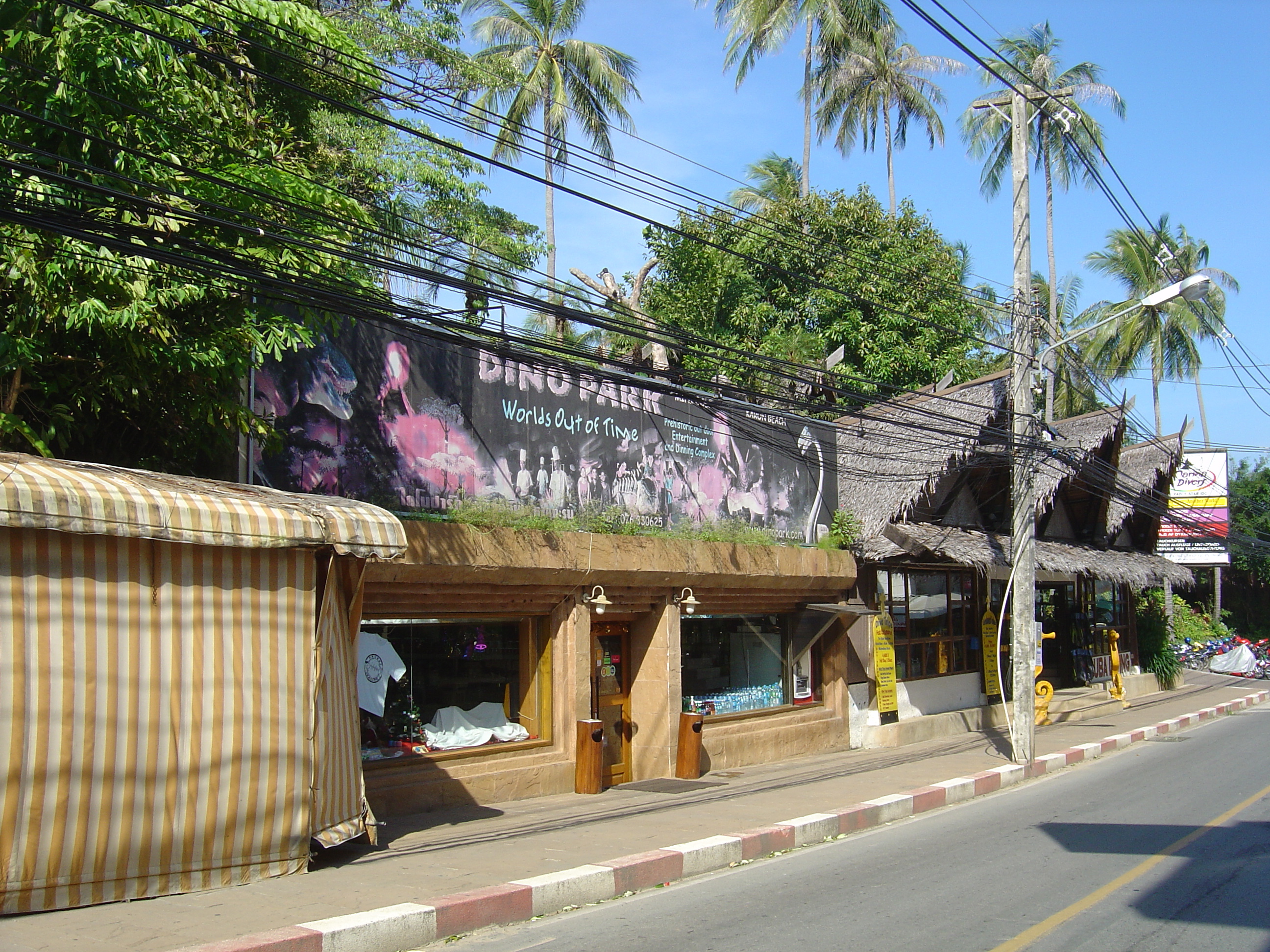 รูปถ่าย ไทย(Thailand) ภูเก็ต(Phuket) กะตะกะรน(Kata Karon) 2005-12 34