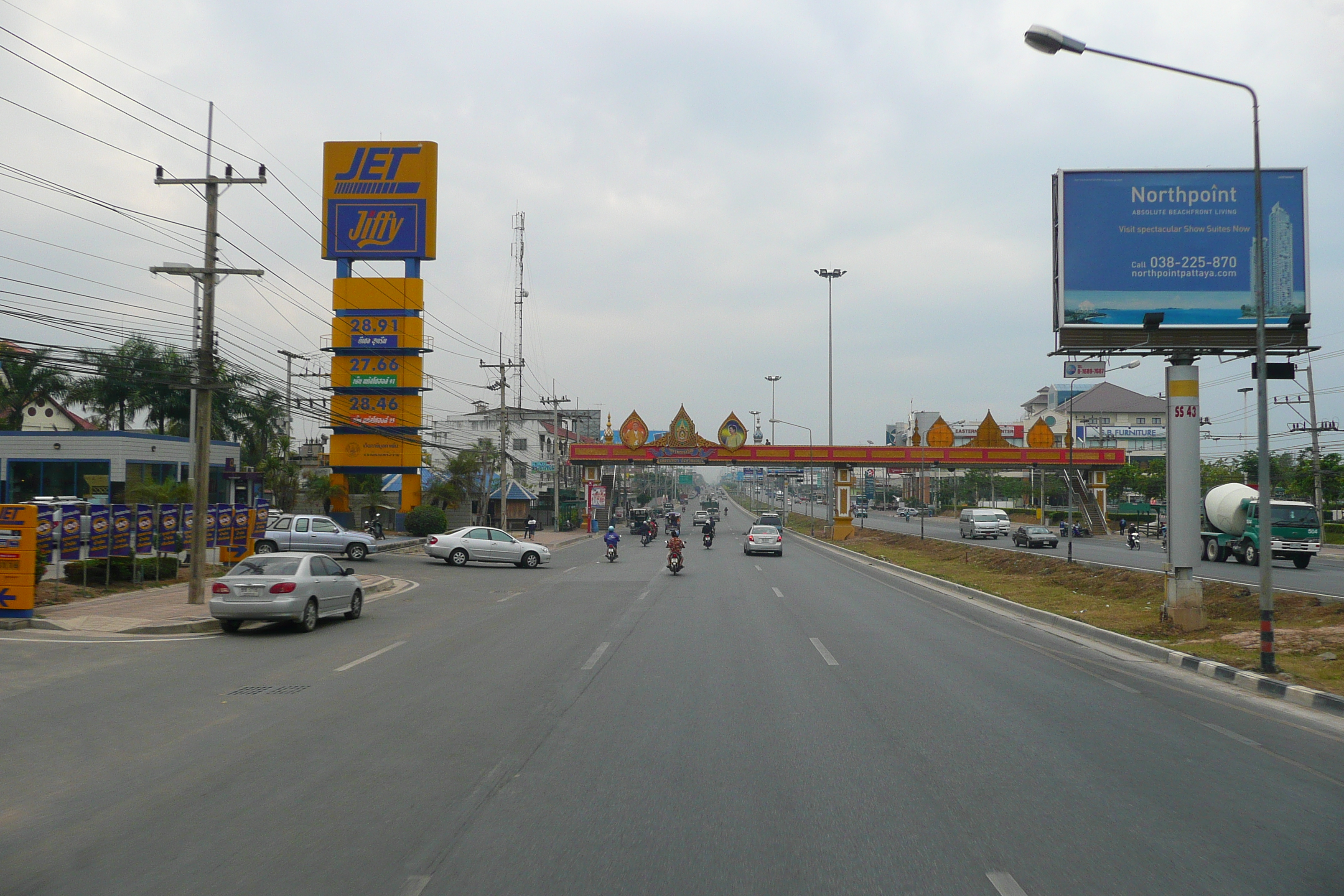 รูปถ่าย ไทย(Thailand) ชลบุรี(Chonburi) ถนนสุขุมวิท(Sukhumvit road) 2008-01 146