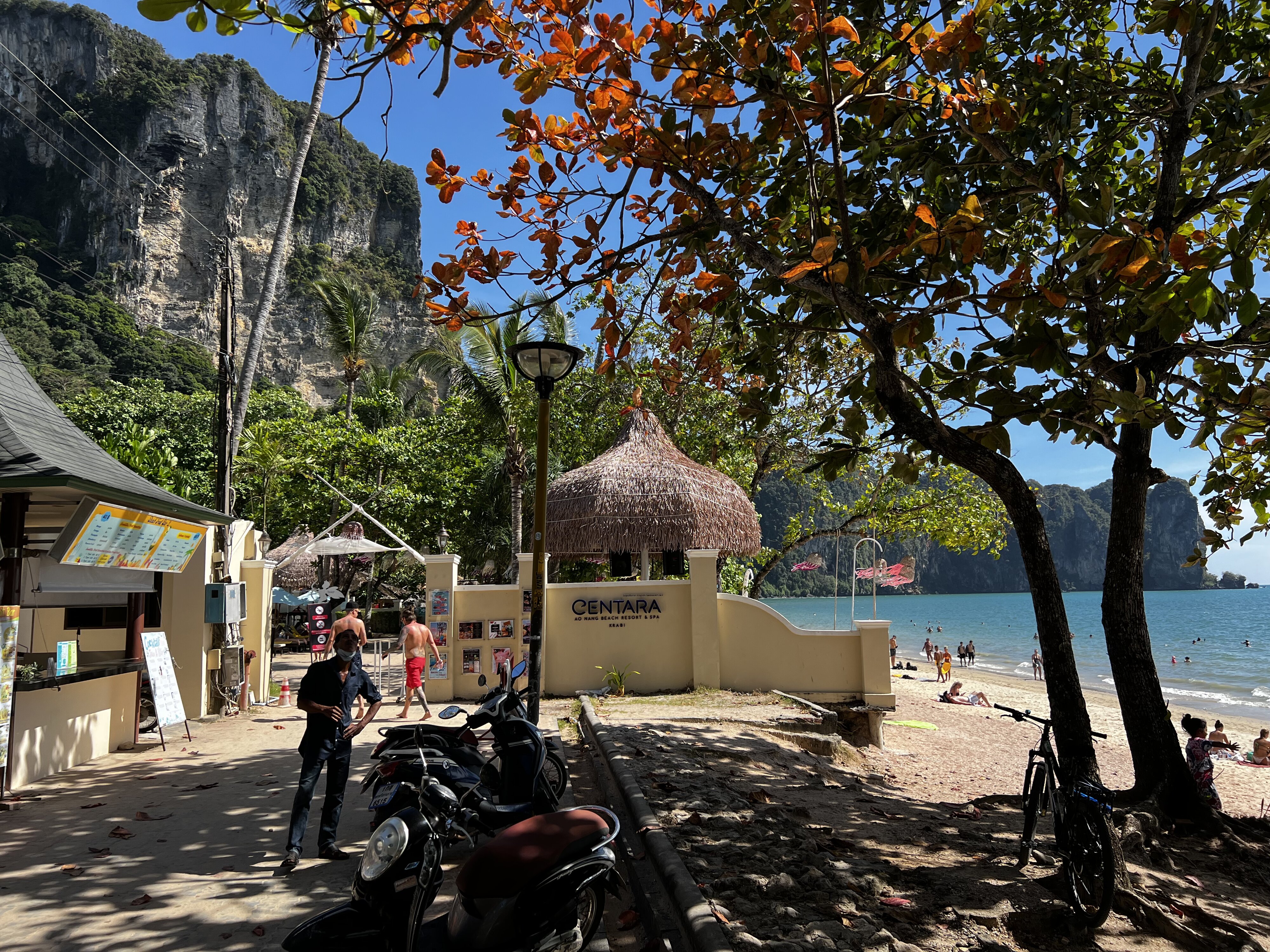 รูปถ่าย ไทย(Thailand) กระบี่(Krabi) อ่าวนาง(Ao Nang) 2023-01 98