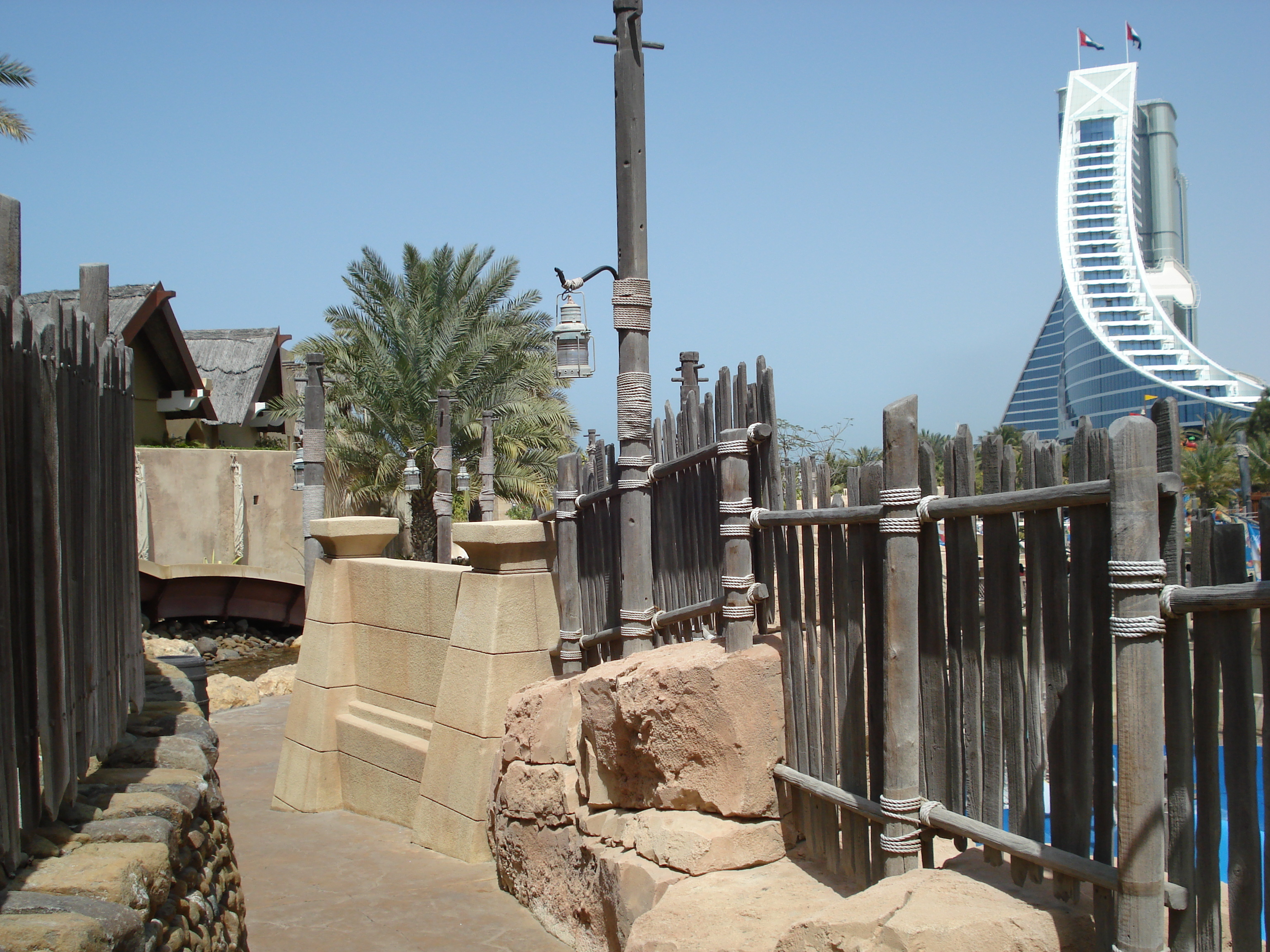 รูปถ่าย สหรัฐอาหรับเอมิเรตส์(United Arab Emirates) ดูไบ(Dubai) สวนน้ำไวลด์วาดี(Wild Wadi) 2007-03 50