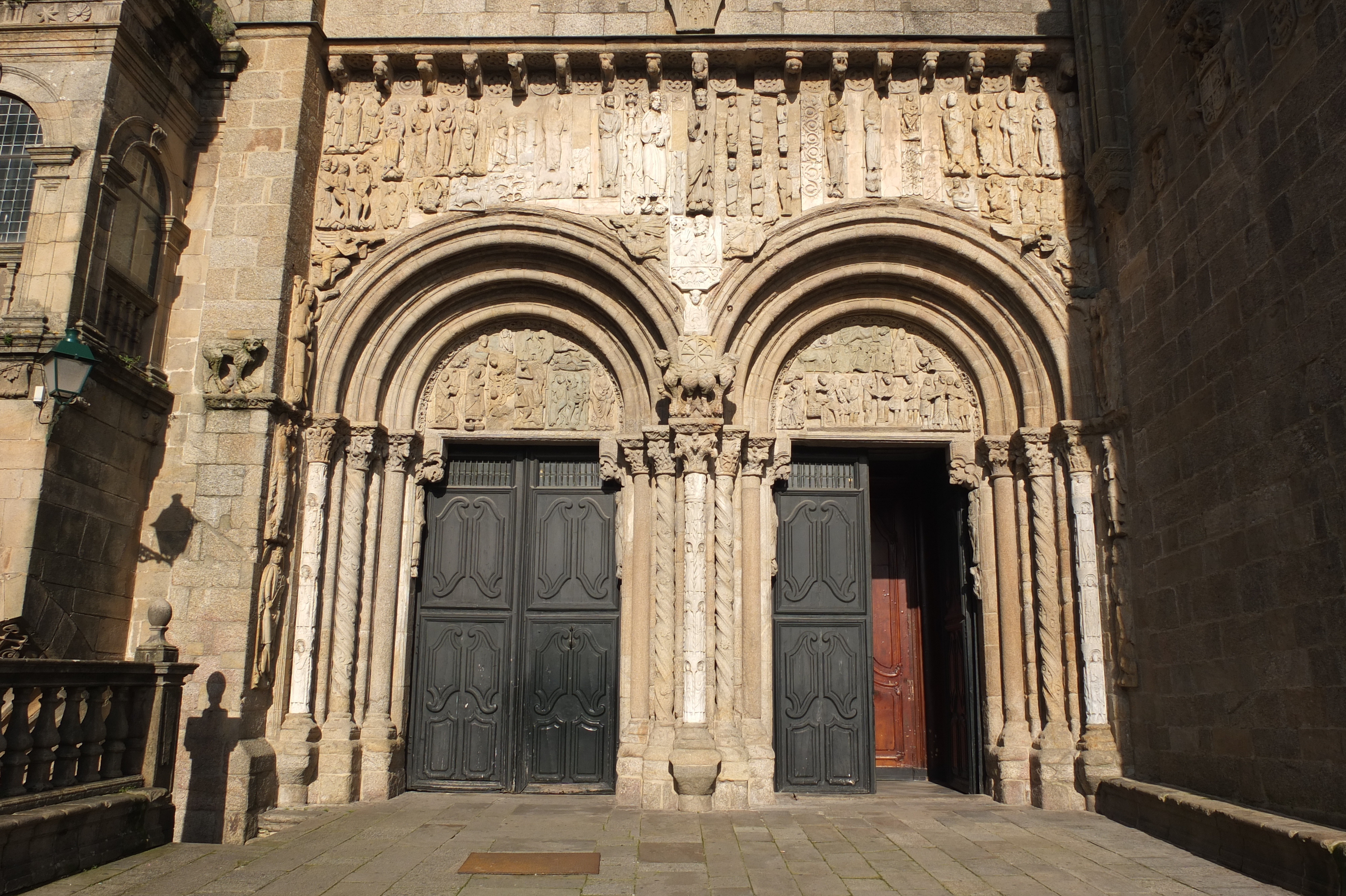 รูปถ่าย สเปน(Spain) ซานเตียโกเดกอมโปสเตลา(Santiago de Compostela) 2013-01 216