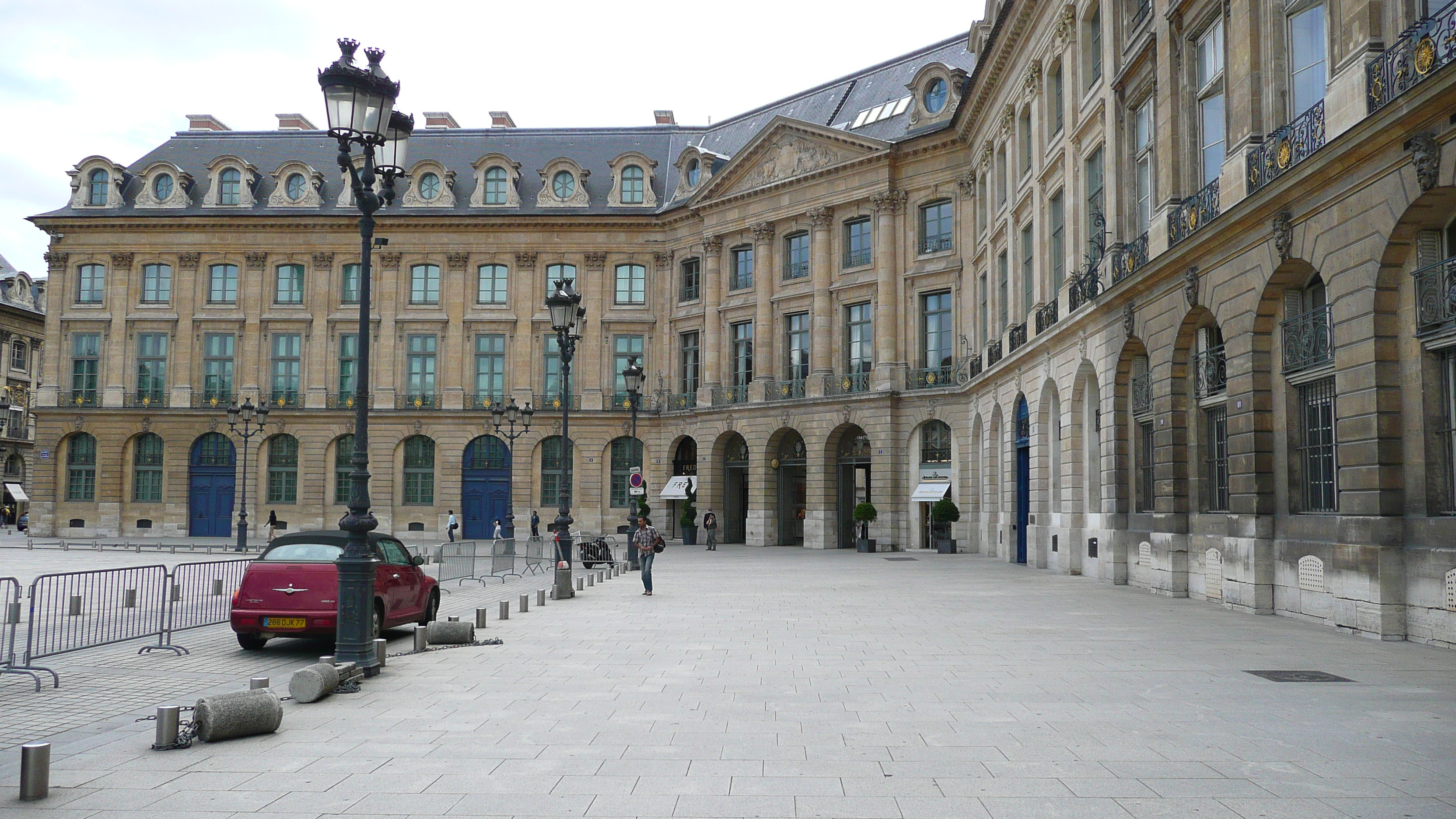 รูปถ่าย ฝรั่งเศส(France) ปารีส(Paris) จัตุรัสว็องโดม(Place Vendome) 2007-07 41