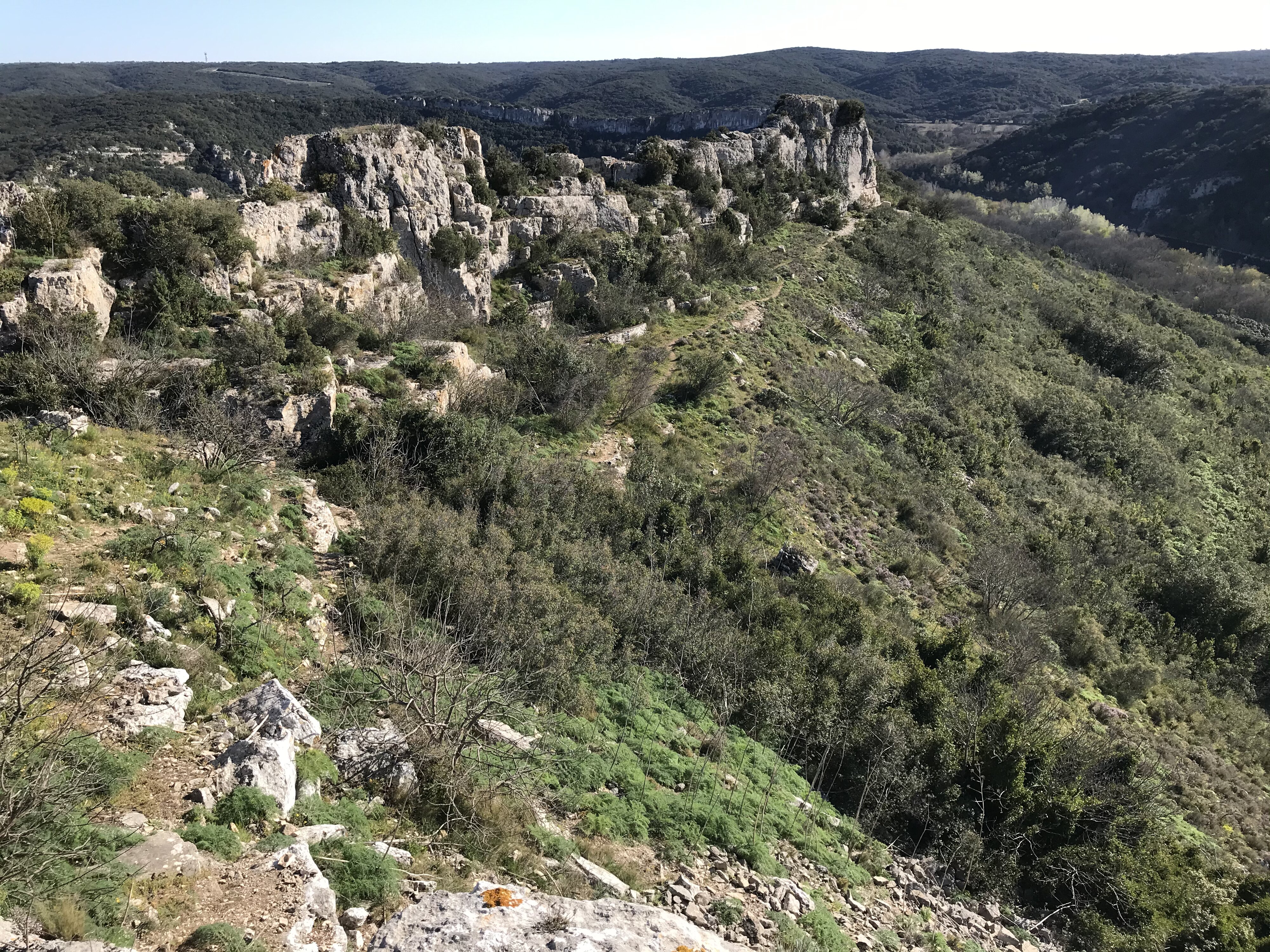 รูปถ่าย ฝรั่งเศส(France) นีเมอ(Nimes) 2021-05 24