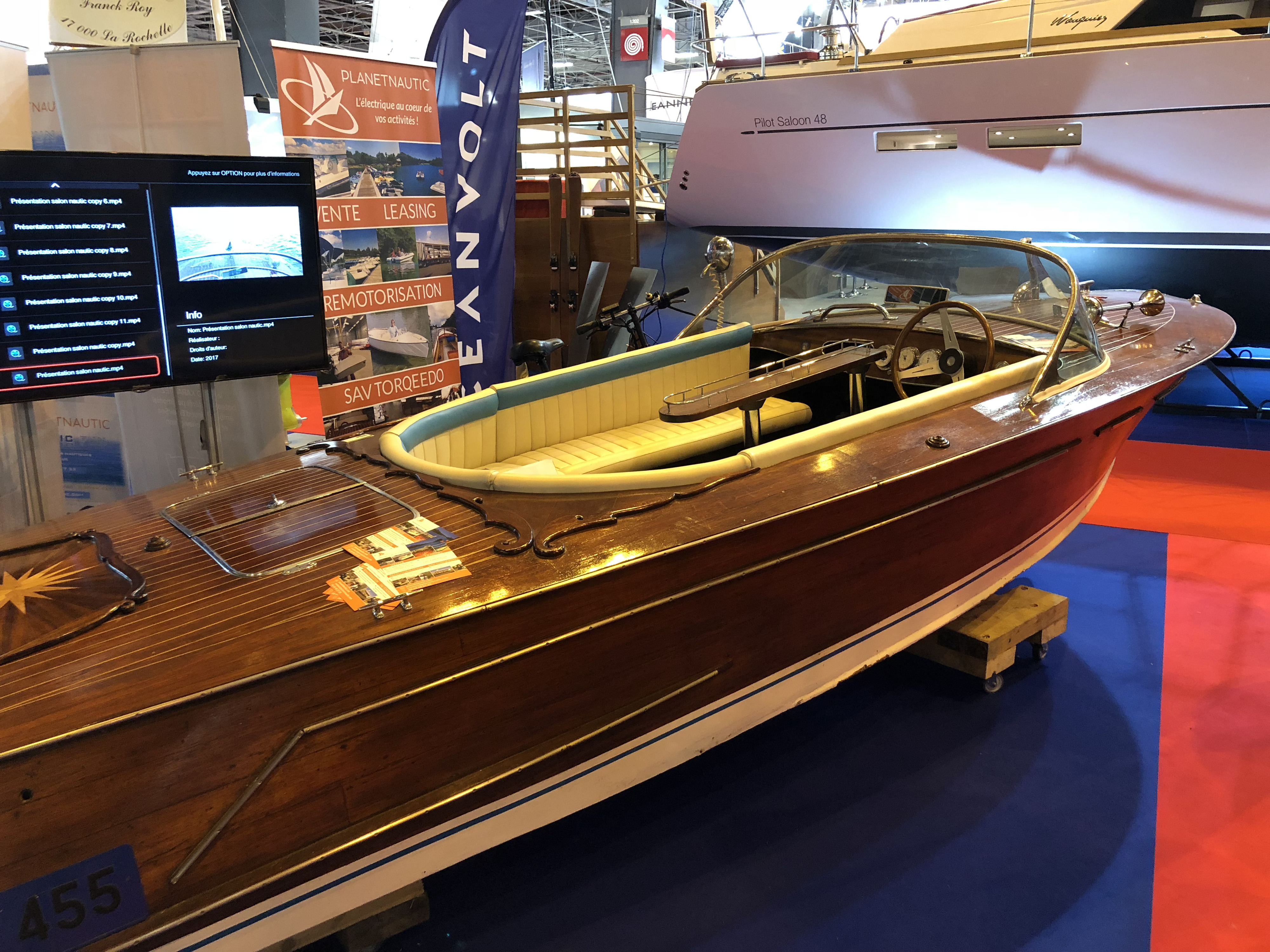 รูปถ่าย ฝรั่งเศส(France) ปารีส(Paris) งานแสดงเรือ(Salon nautique) 2017-12 19