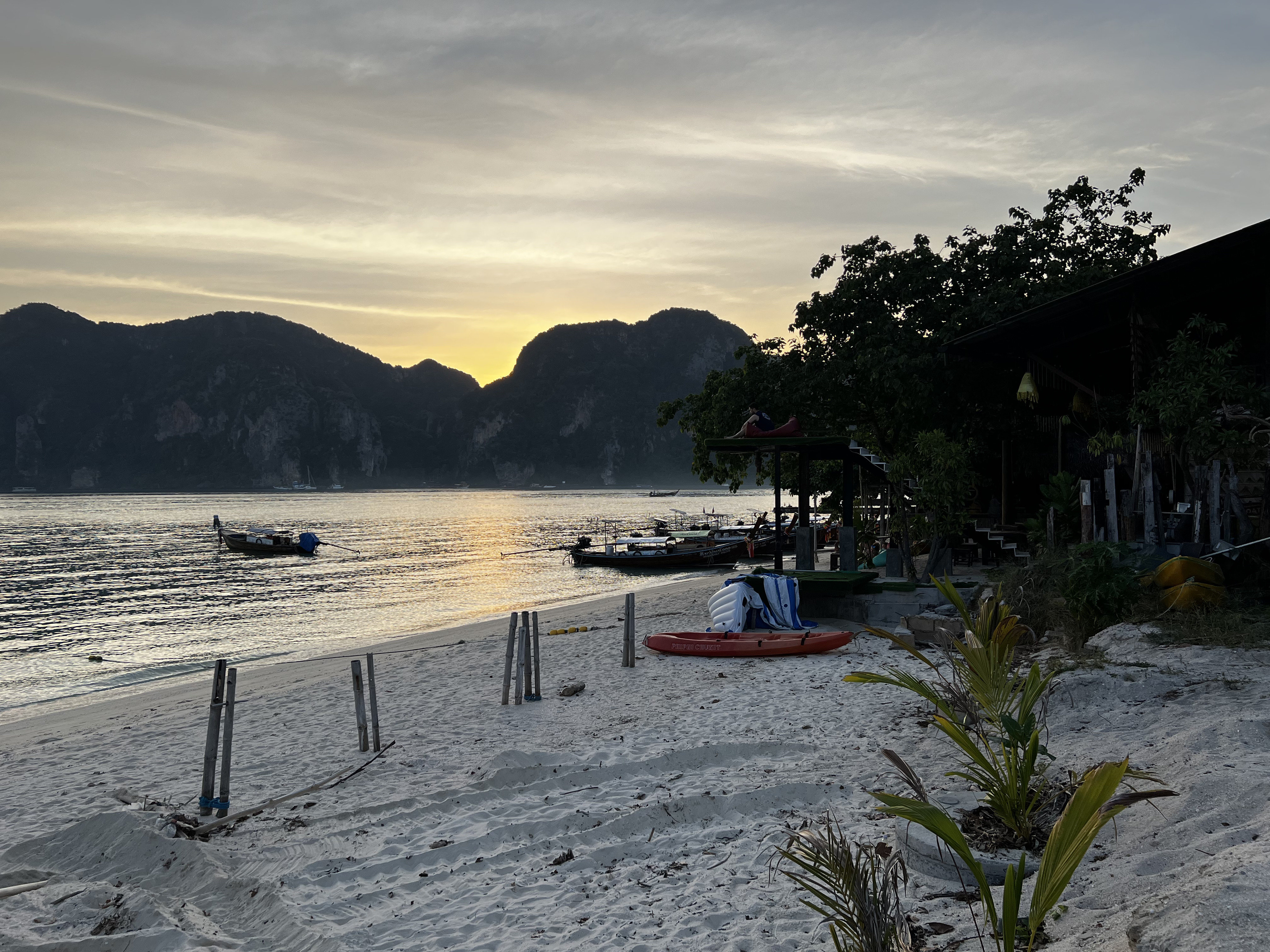 รูปถ่าย ไทย(Thailand) เกาะพีพีดอน(Ko Phi Phi Don) 2021-12 3