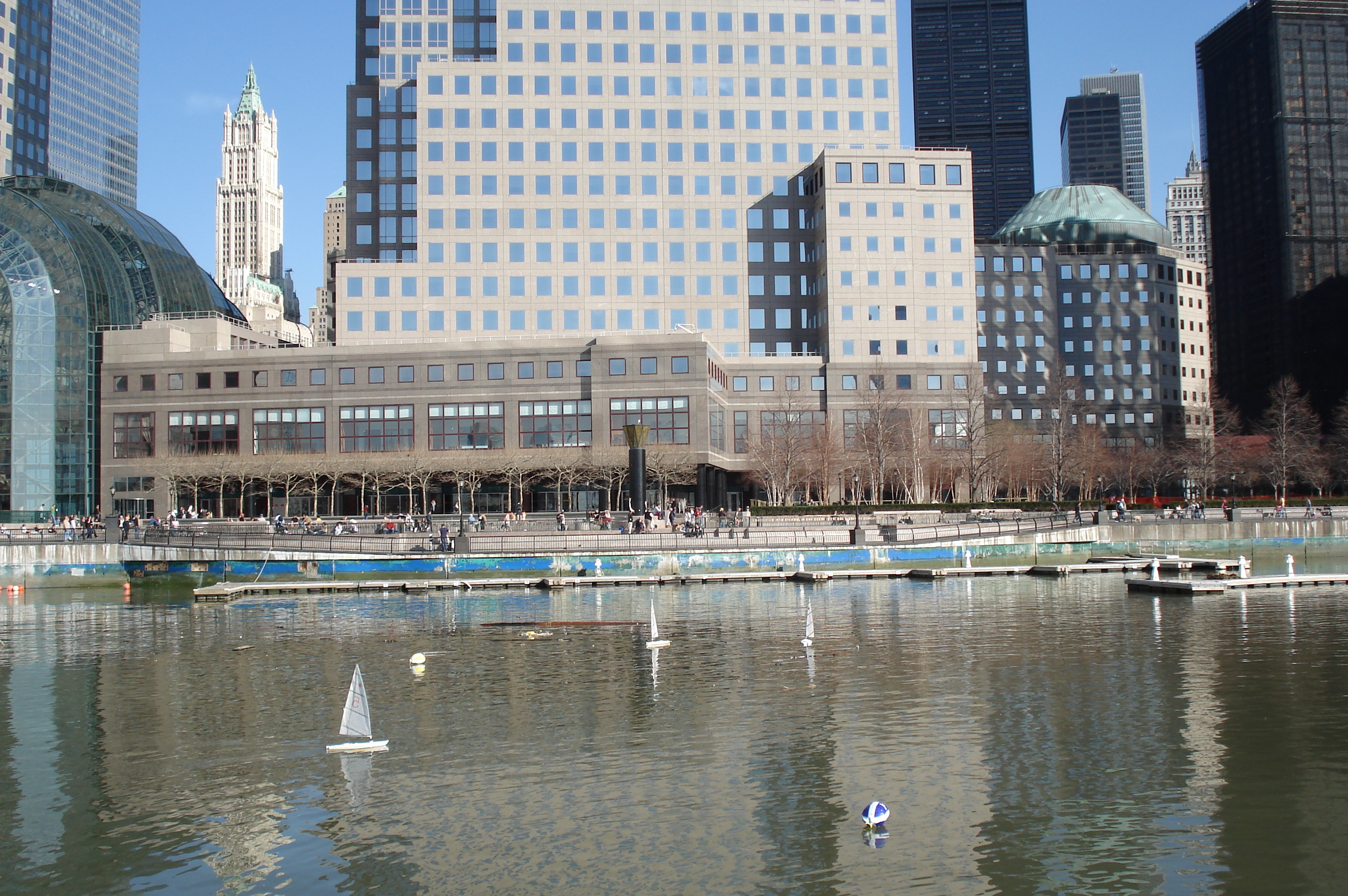 รูปถ่าย สหรัฐอเมริกา(United States) นิวยอร์ก(New York) สวน  แบตเตอรี่(Battery Park) 2006-03 46