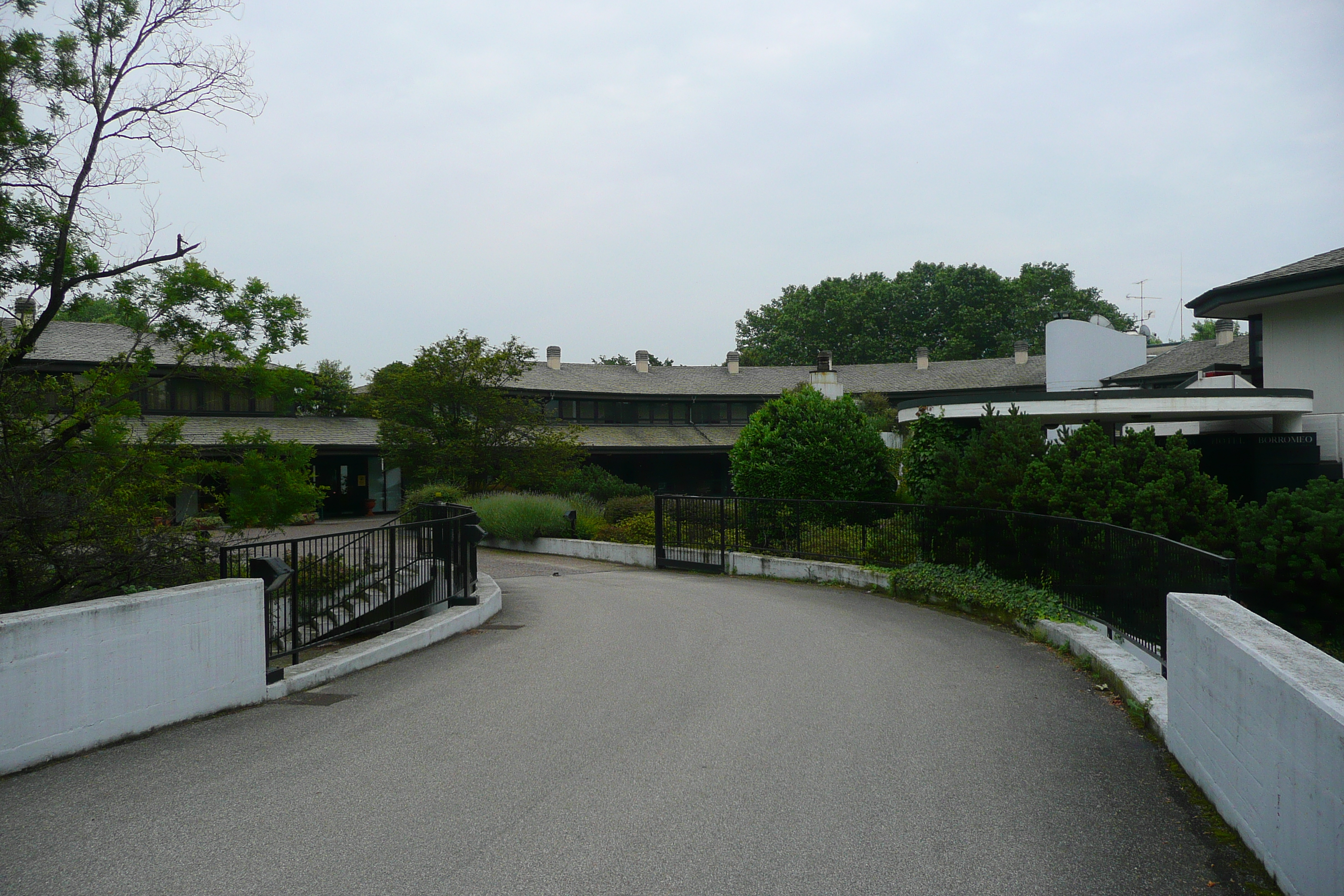 รูปถ่าย อิตาลี(Italy) มิลาน(Milan) โรงแรมคันทรีบอร์โรเมโอ(Country Hotel Borromeo) 2008-06 24
