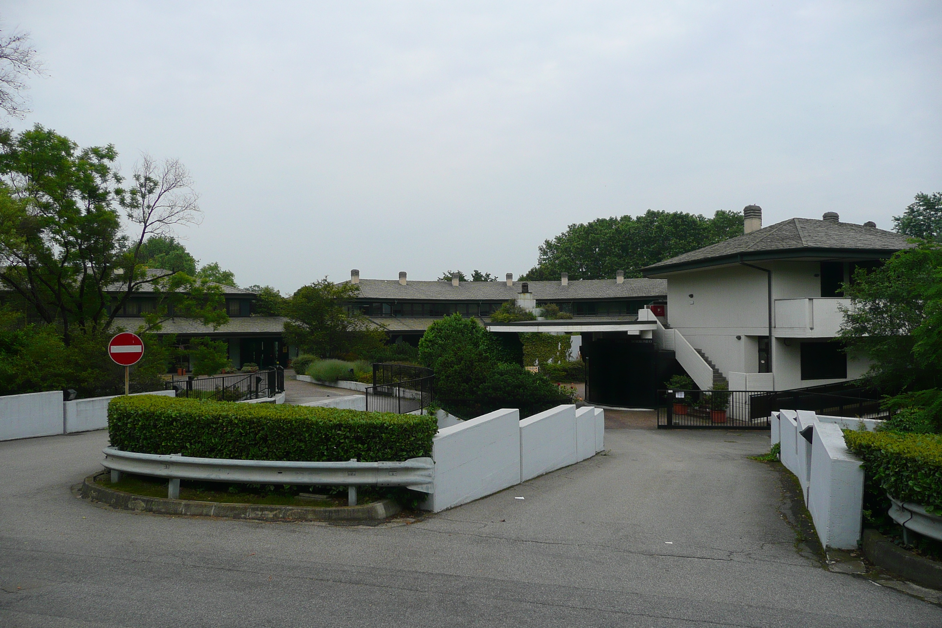 รูปถ่าย อิตาลี(Italy) มิลาน(Milan) โรงแรมคันทรีบอร์โรเมโอ(Country Hotel Borromeo) 2008-06 4