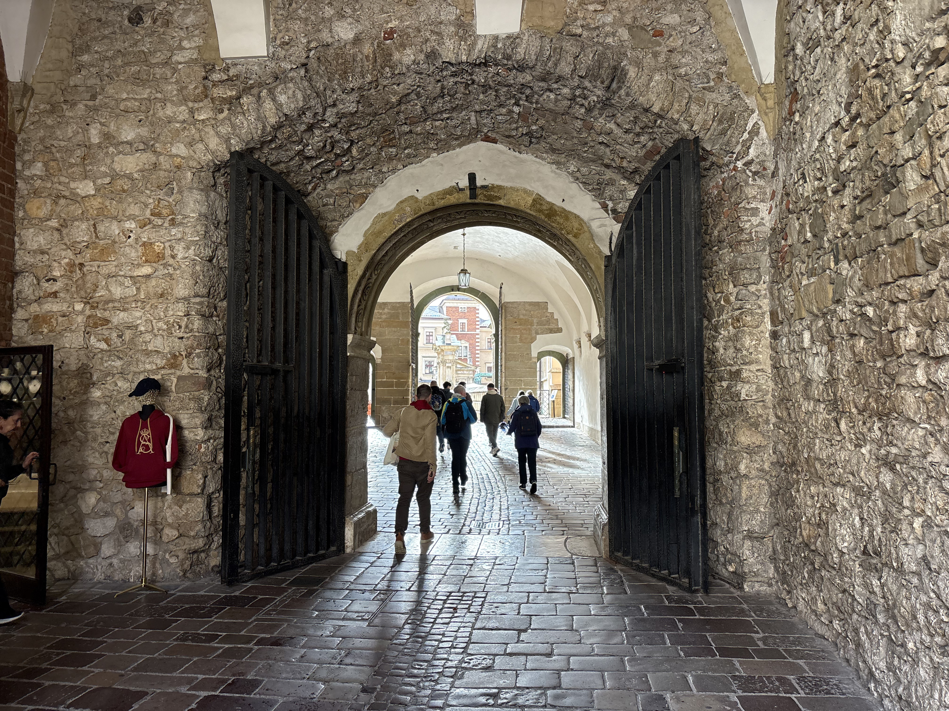 รูปถ่าย โปแลนด์(Poland) คราคูฟ(Krakow) ปราสาทวาเวล(Wawel castle) 2026-09 134
