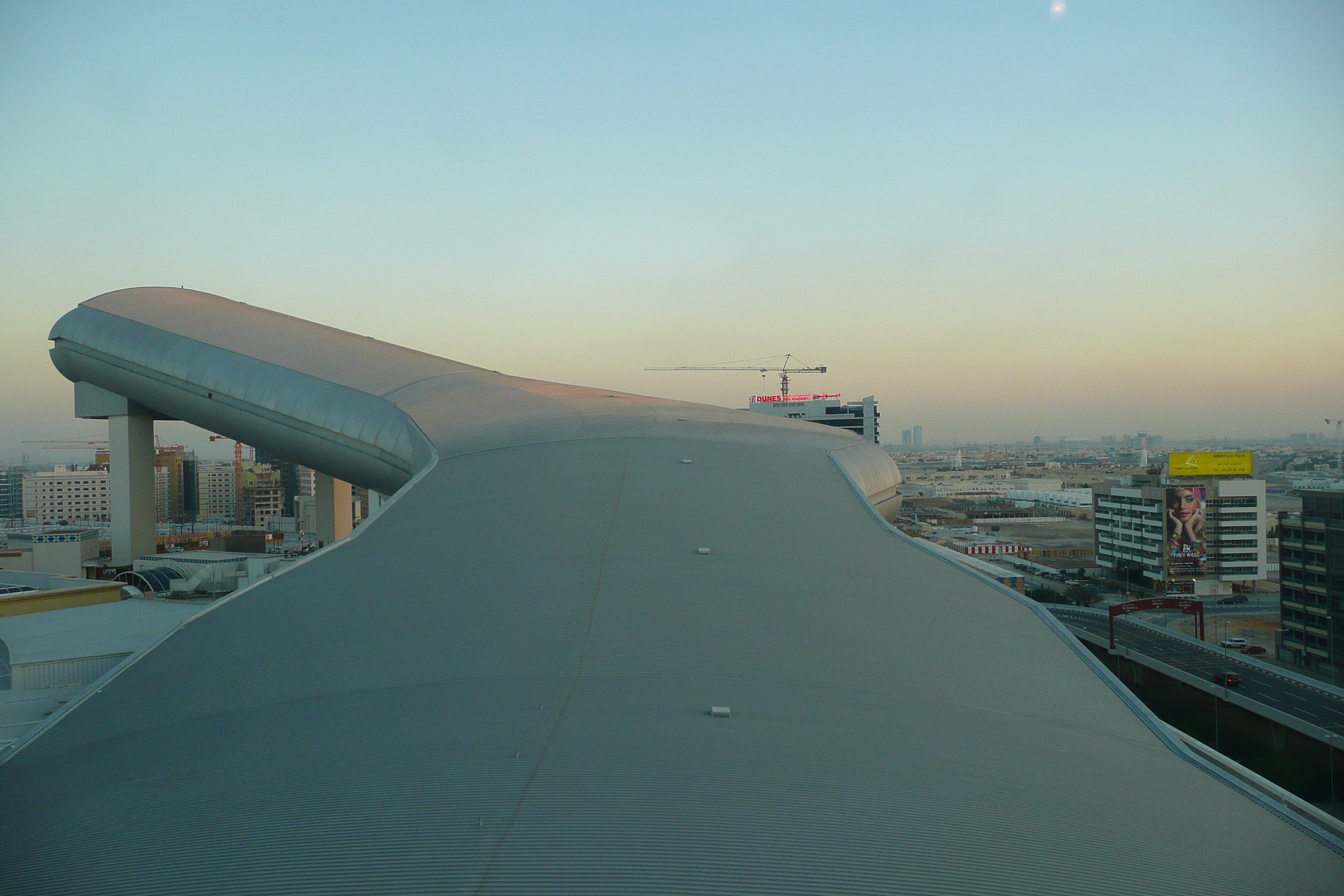 รูปถ่าย สหรัฐอาหรับเอมิเรตส์(United Arab Emirates) ดูไบ(Dubai) โรงแรมเคมพินสกี้ มอลล์ออฟดิเอมิเรตส์(Kempinski Hotel Mall of the Emirates) 2009-01 11