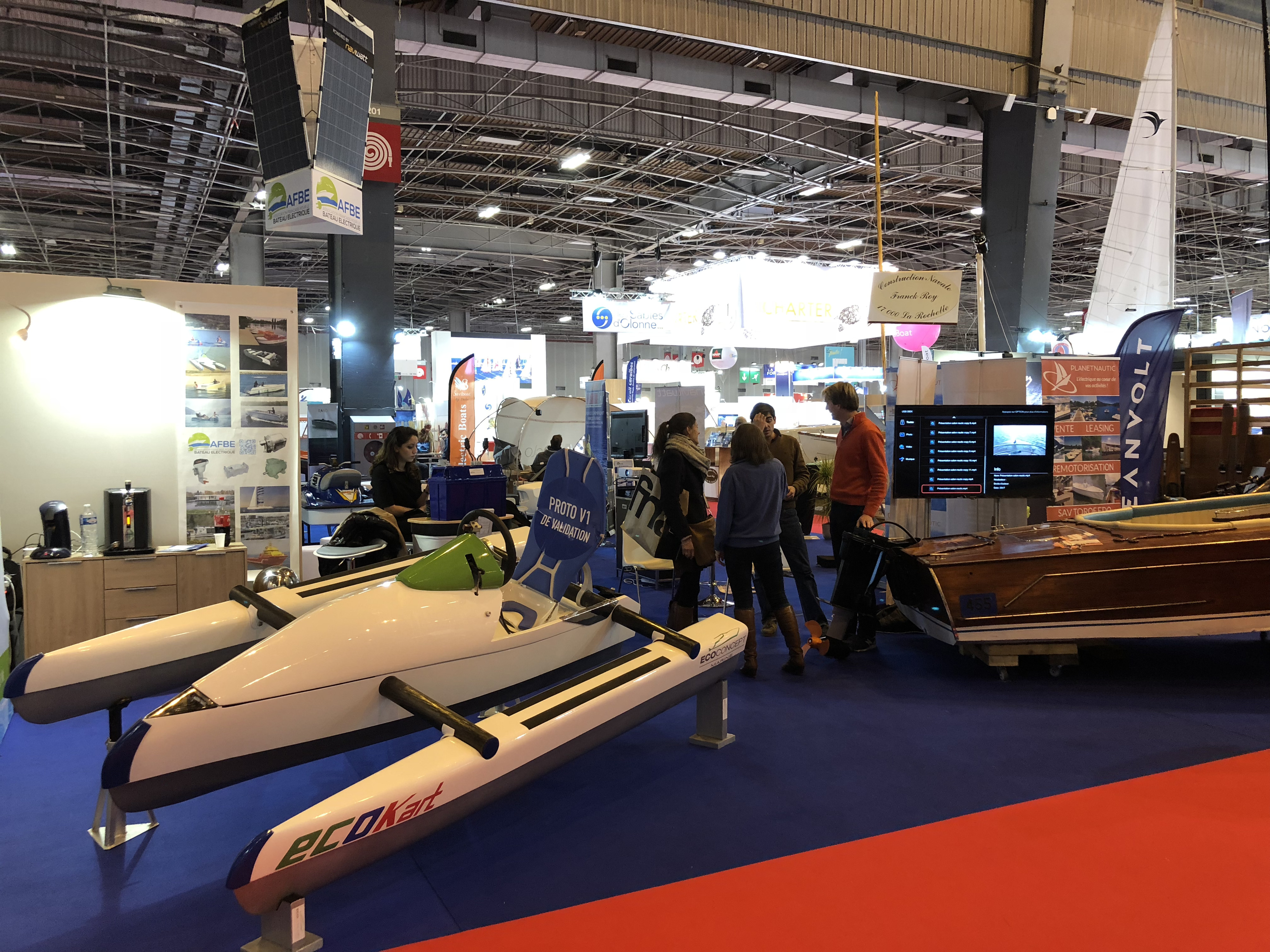 รูปถ่าย ฝรั่งเศส(France) ปารีส(Paris) งานแสดงเรือ(Salon nautique) 2017-12 14