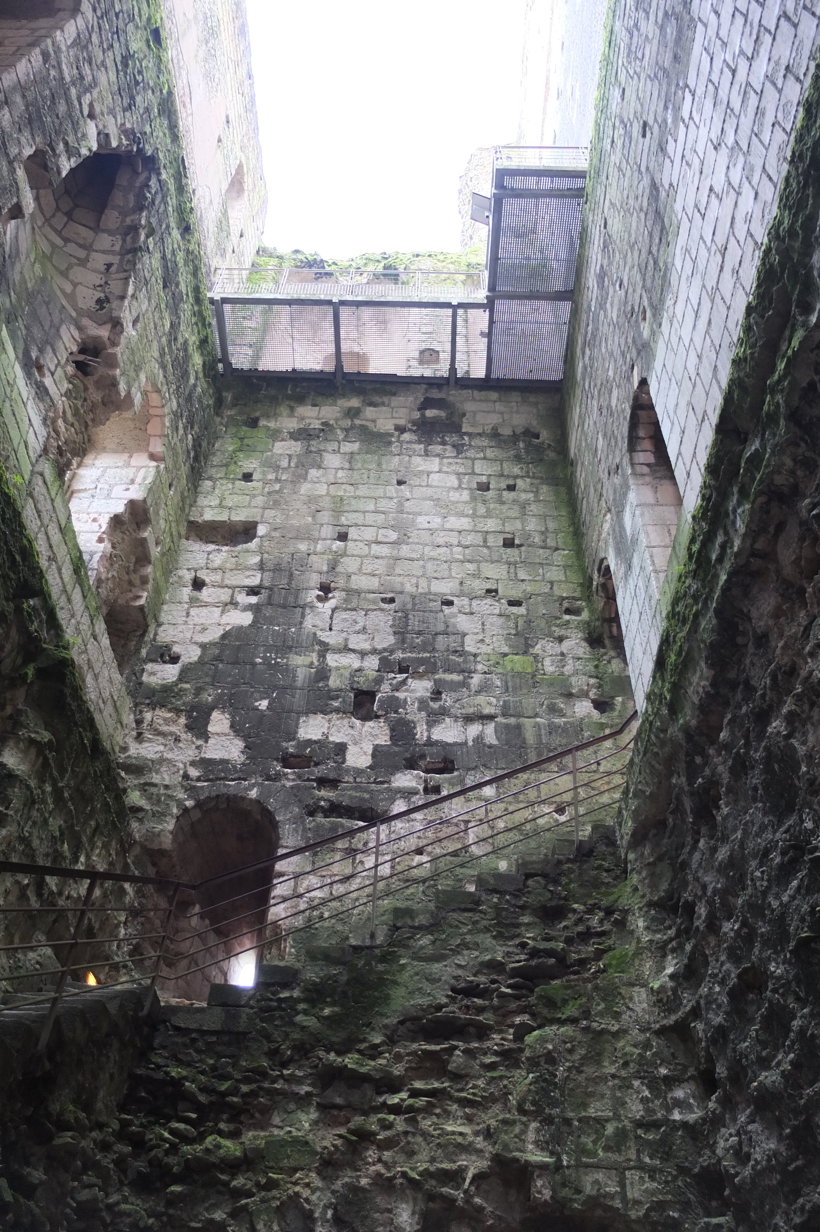 รูปถ่าย ฝรั่งเศส(France) ปราสาทลอช(Loches Castle) 2013-01 106