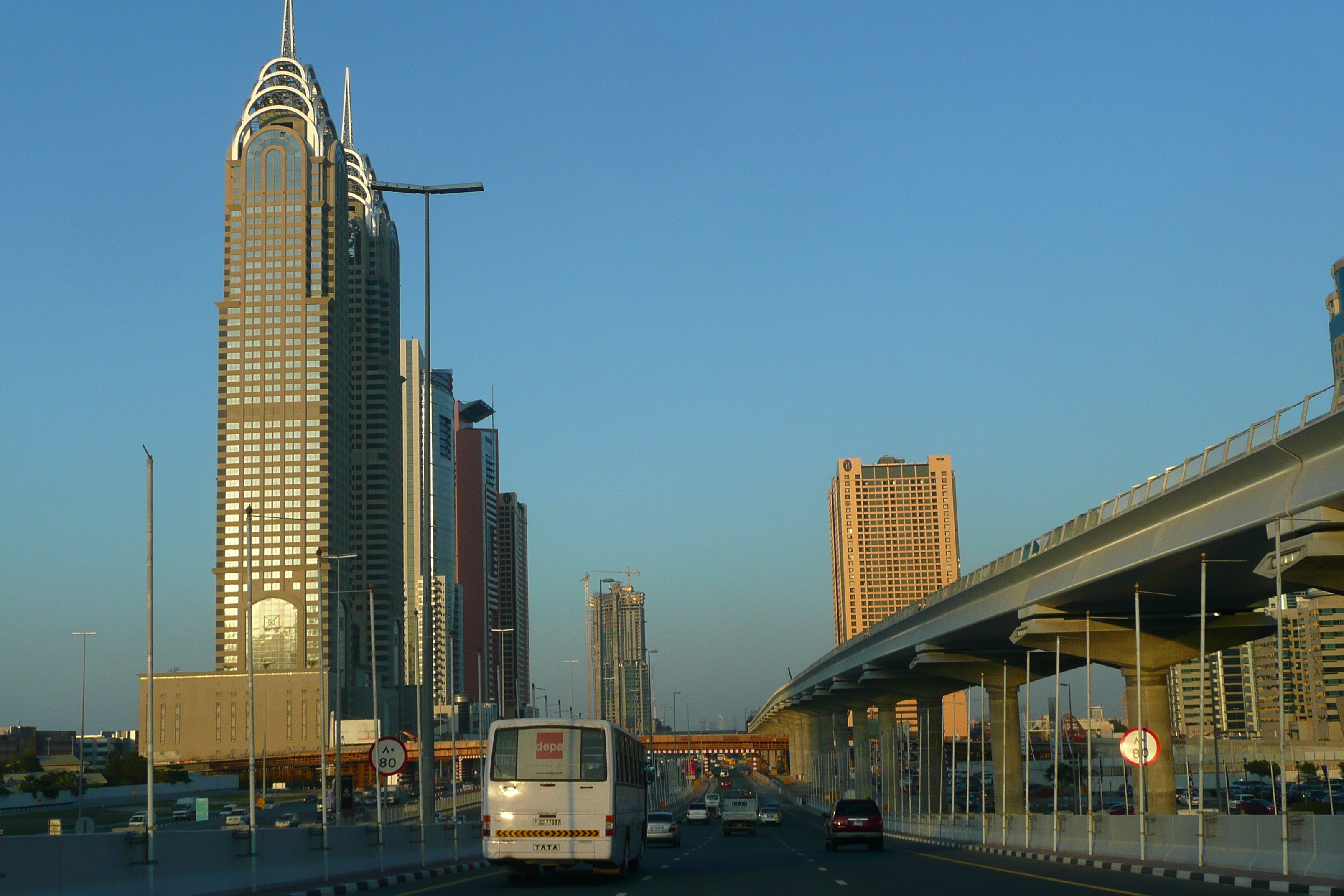 รูปถ่าย สหรัฐอาหรับเอมิเรตส์(United Arab Emirates) ดูไบ(Dubai) จุมัยเราะห์(Jumeirah) 2009-01 23