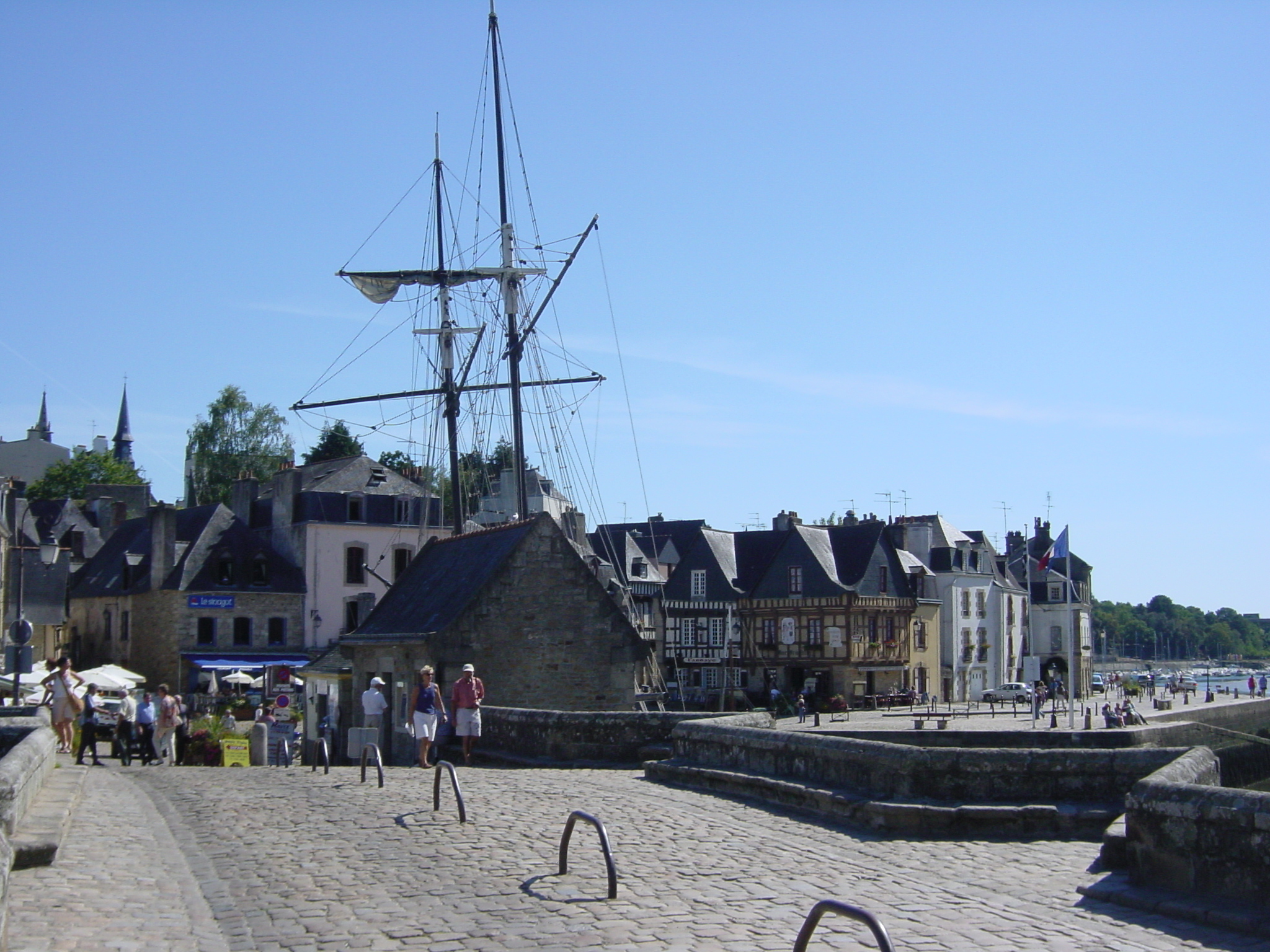 รูปถ่าย ฝรั่งเศส(France) แซ็งต์-อาน-ดอแร(Saint anne d'auray) 2003-09 15