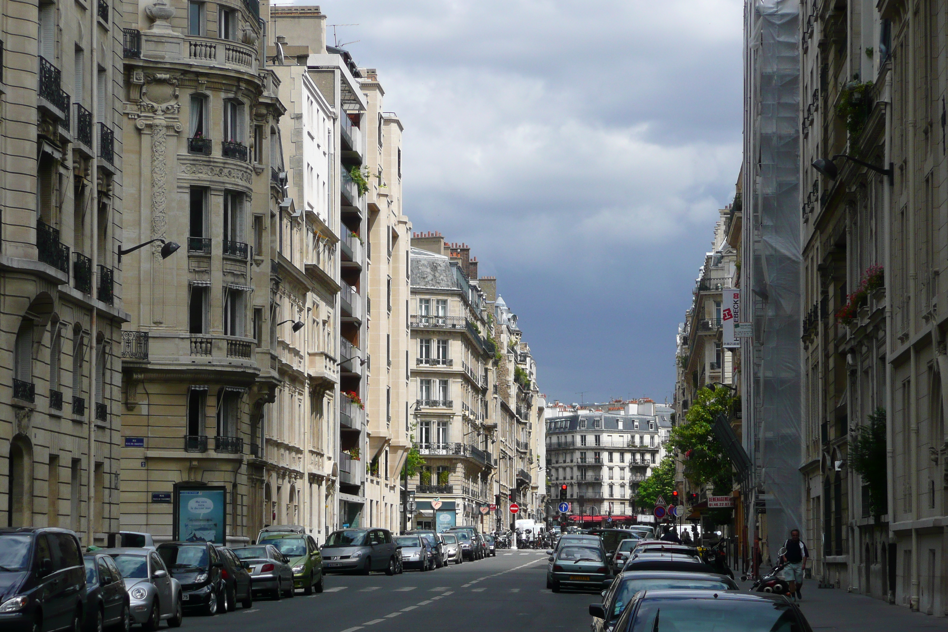 รูปถ่าย ฝรั่งเศส(France) ปารีส(Paris) ถนนอ็องแปร์(Rue Ampere) 2007-06 11