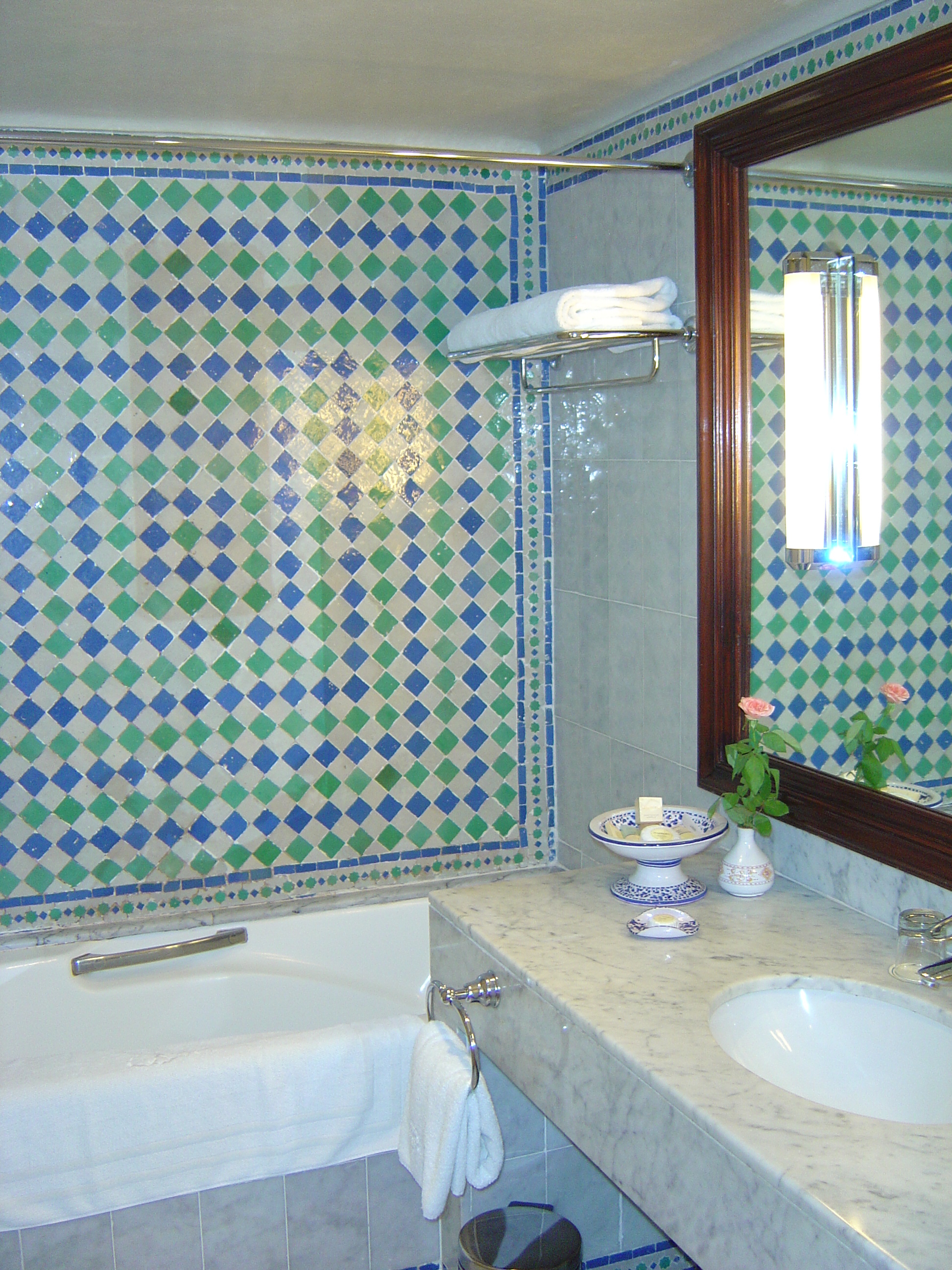 รูปถ่าย โมร็อกโก(Morocco) คาซาบลังกา(Casablanca) โรงแรมรอยัลมันซูร์ เมอริเดียน(Royal Mansour Meridien) 2004-09 23