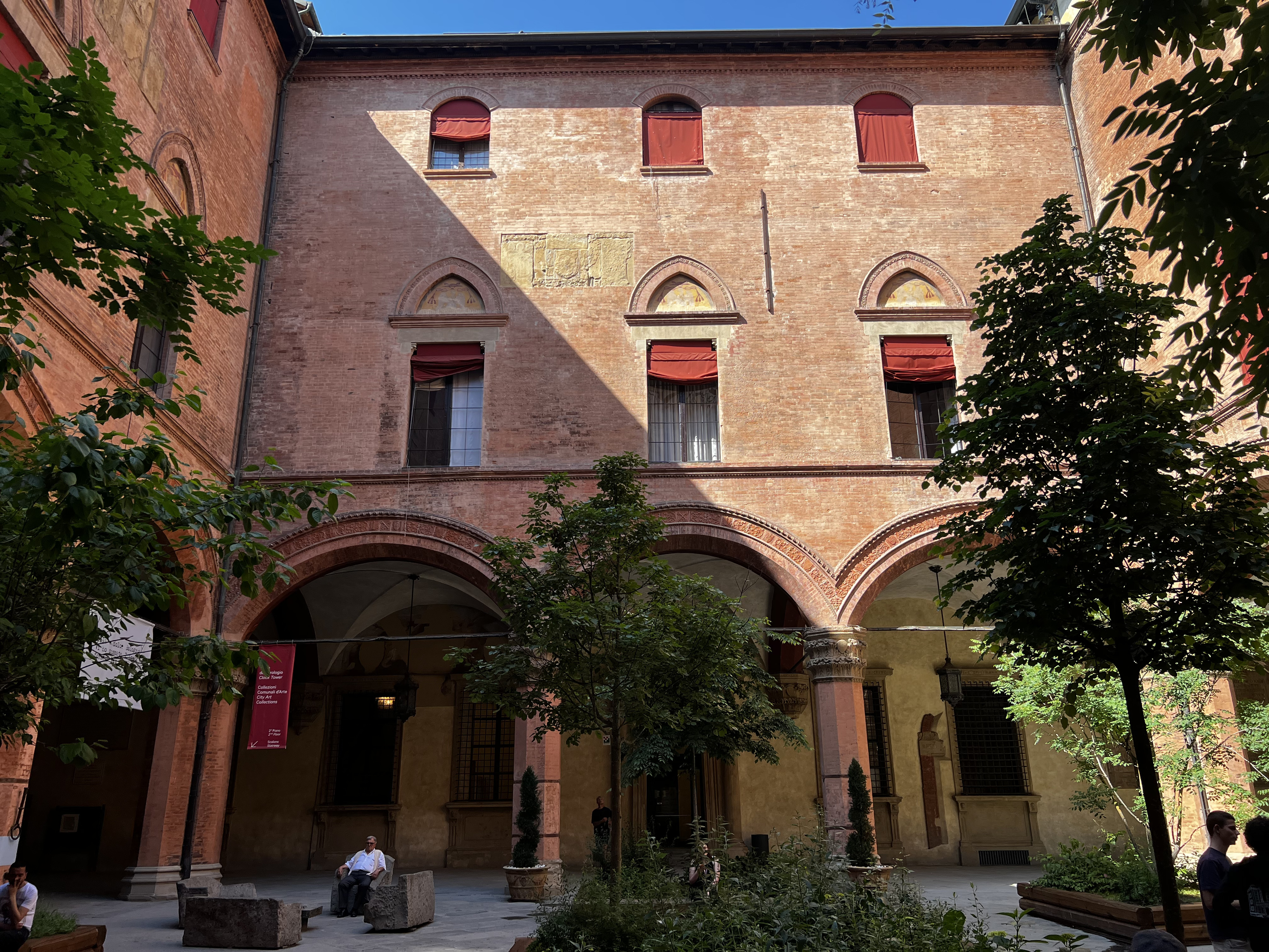 รูปถ่าย อิตาลี(Italy) โบโลญญา(Bologna) 2022-05 25