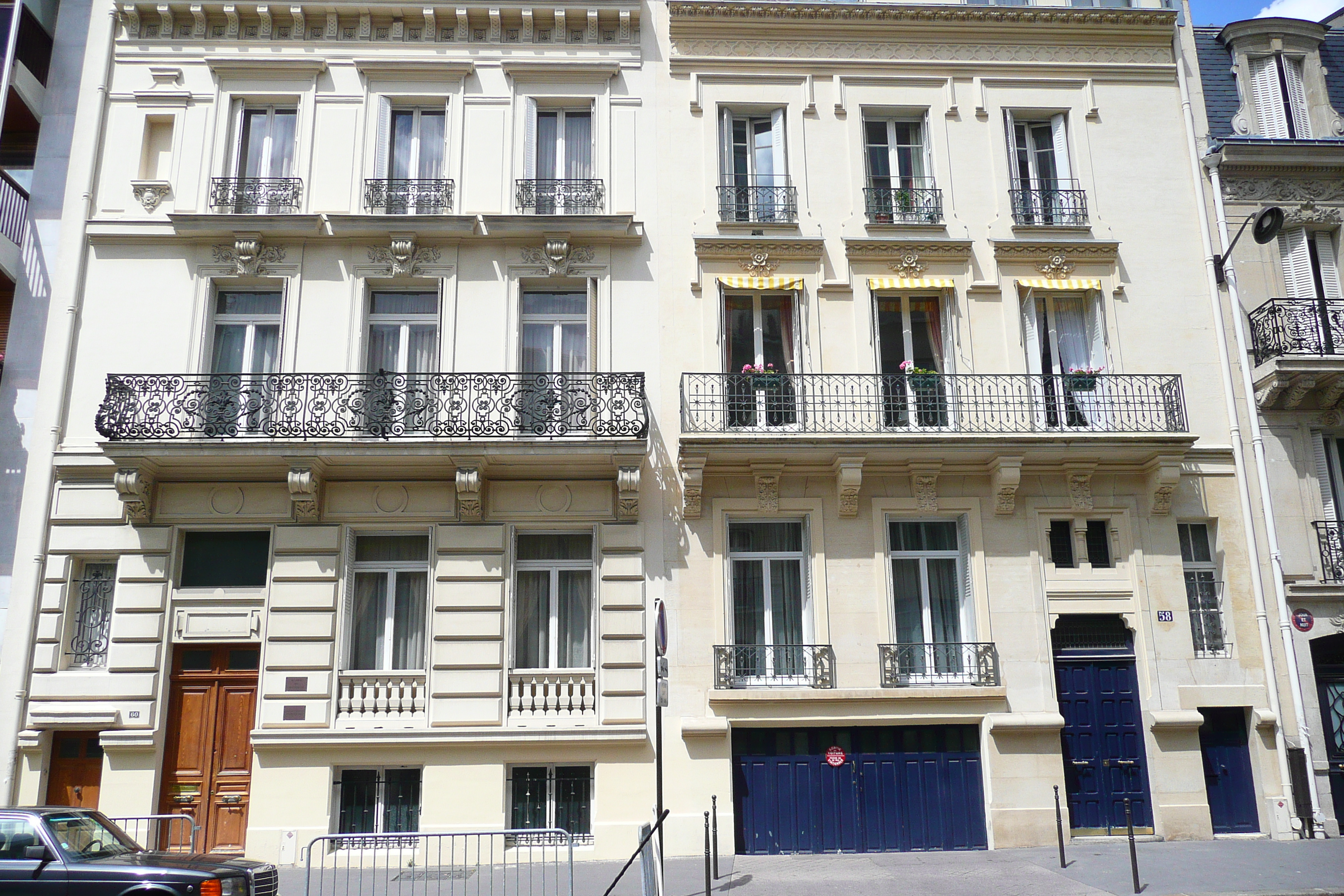 รูปถ่าย ฝรั่งเศส(France) ปารีส(Paris) ถนนอ็องแปร์(Rue Ampere) 2007-06 31