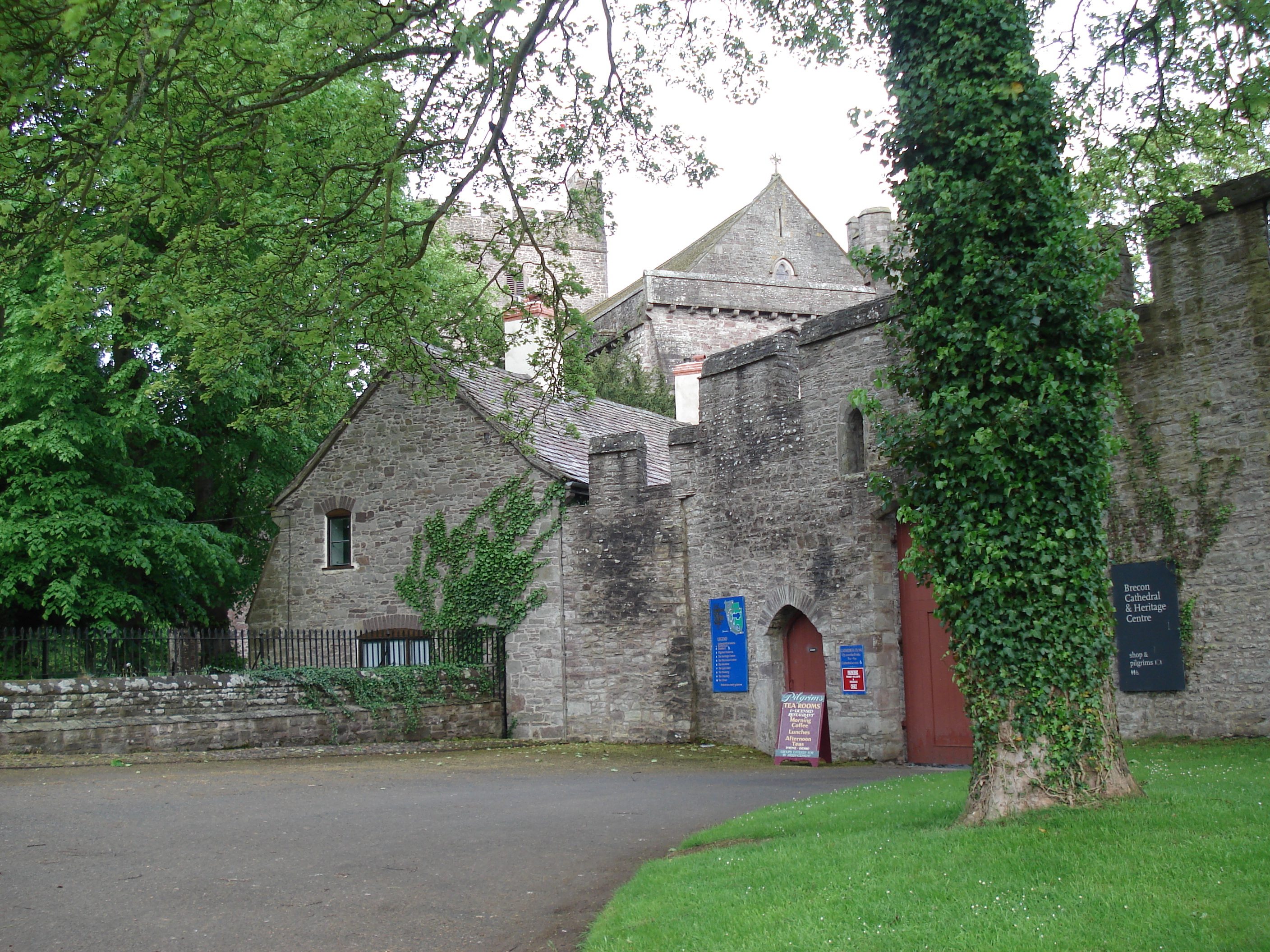 รูปถ่าย อังกฤษ(United Kingdom) บรีคอน(Brecon) 2006-05 61