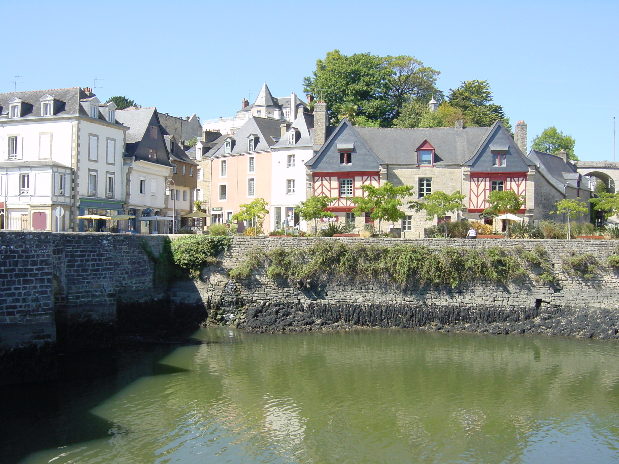 รูปถ่าย ฝรั่งเศส(France) แซ็งต์-อาน-ดอแร(Saint anne d'auray) 2003-09 19