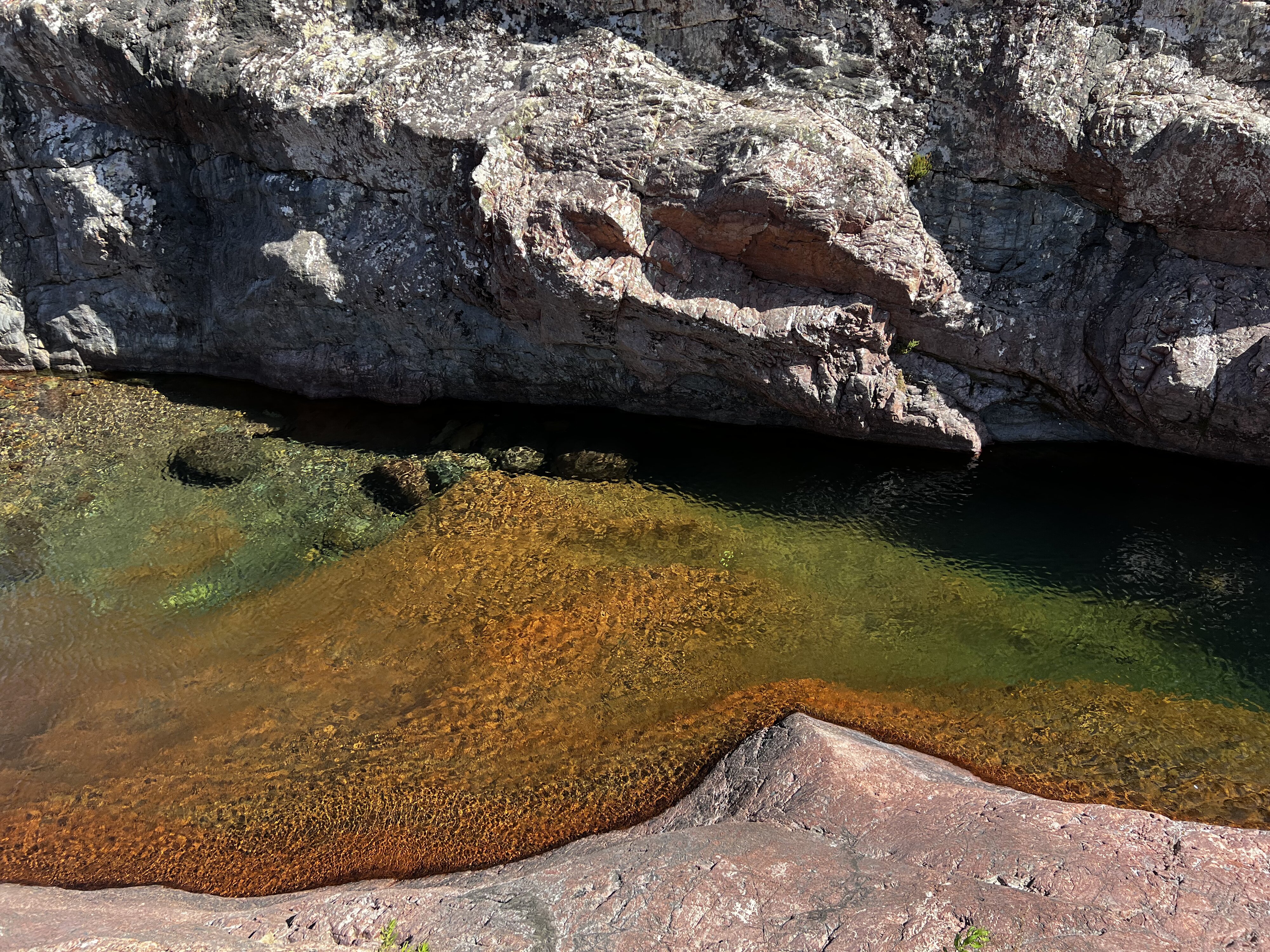 รูปถ่าย ฝรั่งเศส(France) คอร์สิคา(Corsica) แม่น้ำฟังโก(Fango river) 2022-06 29