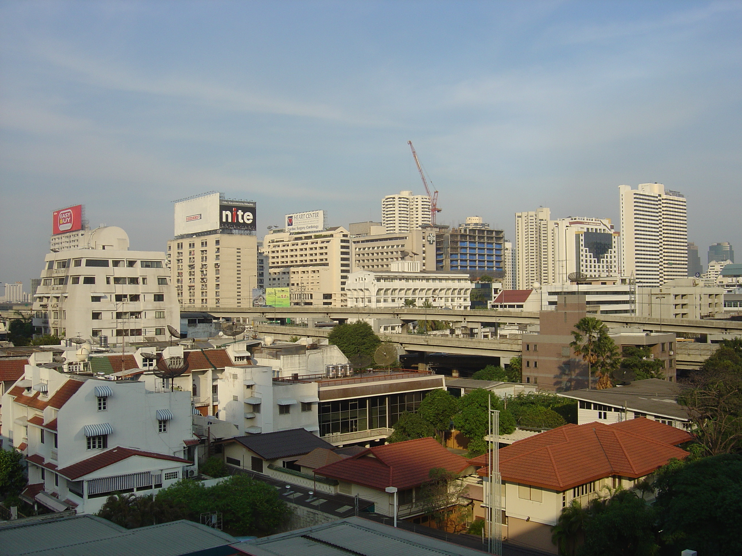 รูปถ่าย ไทย(Thailand) กรุงเทพมหานคร(Bangkok) รถไฟฟ้า(Sky Train) 2004-12 107