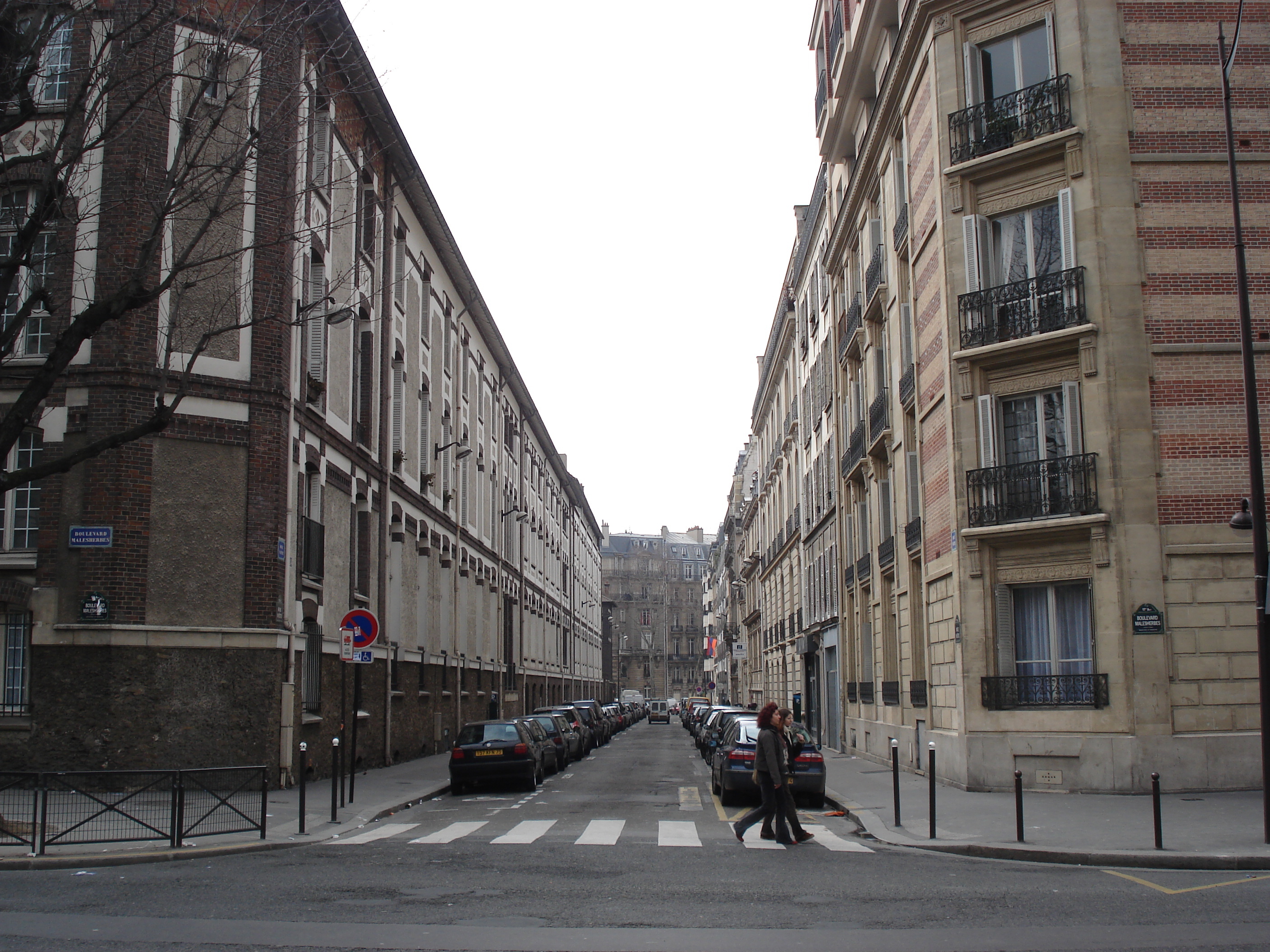 รูปถ่าย ฝรั่งเศส(France) ปารีส(Paris) บูเลอวาร์ด  มาเลแอร์บ(Boulevard Malesherbes) 2006-03 20