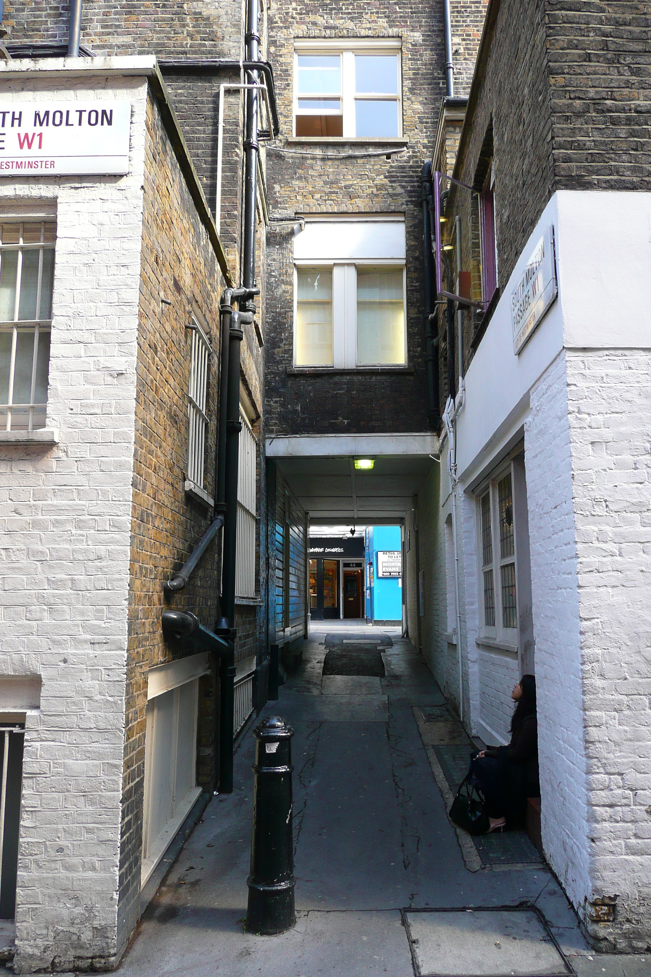 รูปถ่าย อังกฤษ(United Kingdom) ลอนดอน(London) ตรอกเซาท์มอลตัน(South Molton Lane) 2007-09 16