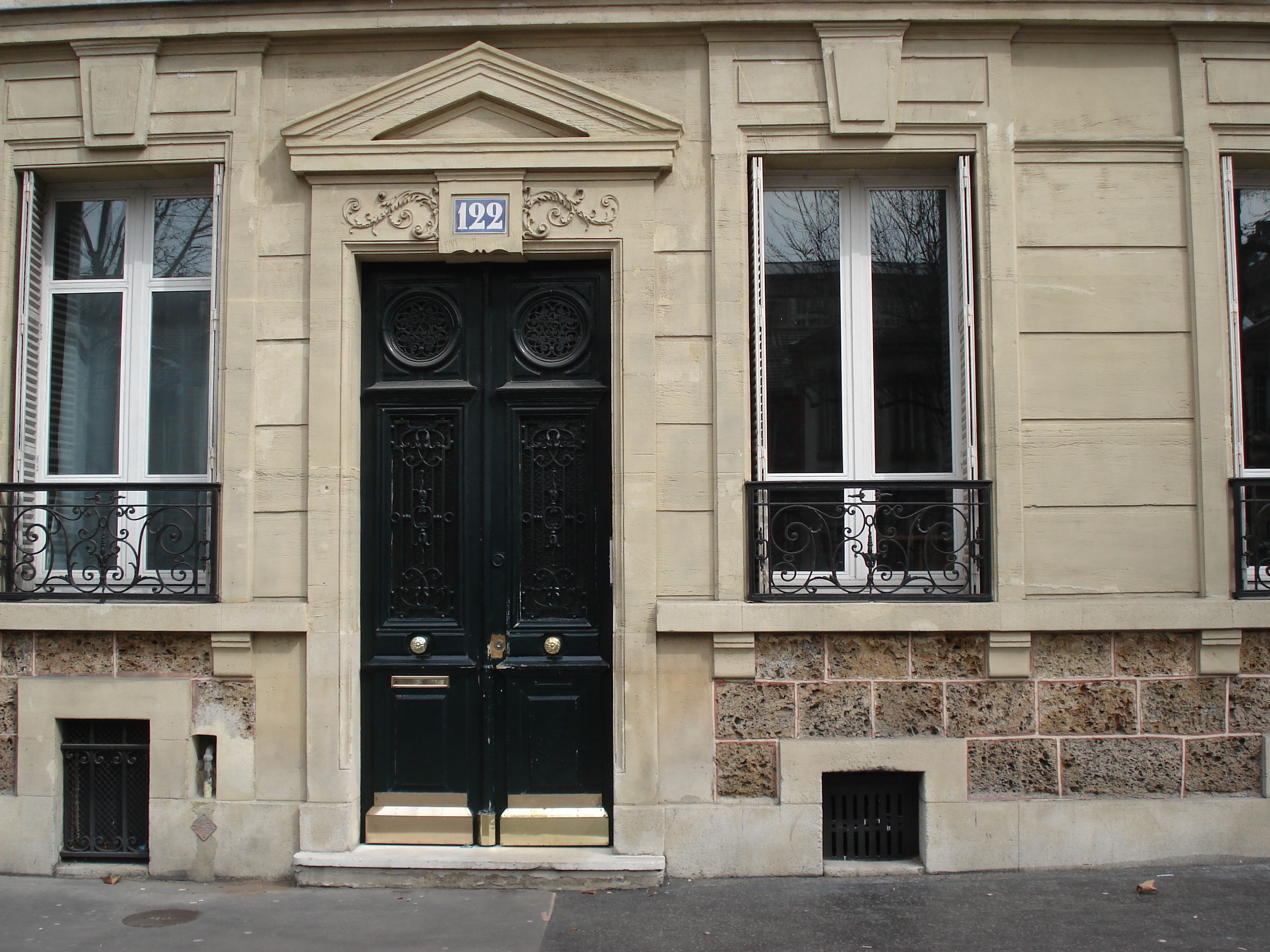 รูปถ่าย ฝรั่งเศส(France) ปารีส(Paris) บูเลอวาร์ด  มาเลแอร์บ(Boulevard Malesherbes) 2006-03 18
