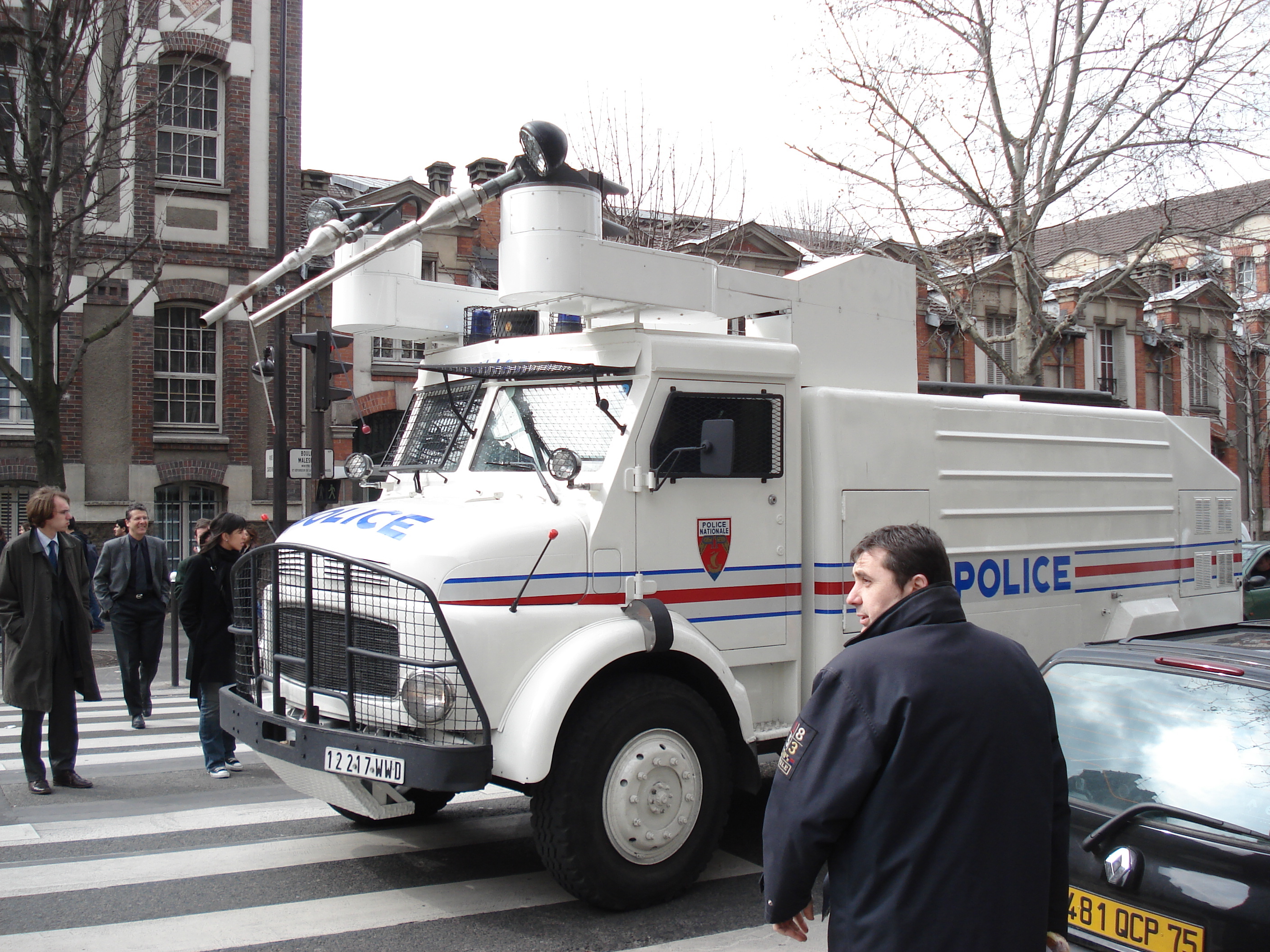 รูปถ่าย ฝรั่งเศส(France) ปารีส(Paris) บูเลอวาร์ด  มาเลแอร์บ(Boulevard Malesherbes) 2006-03 2