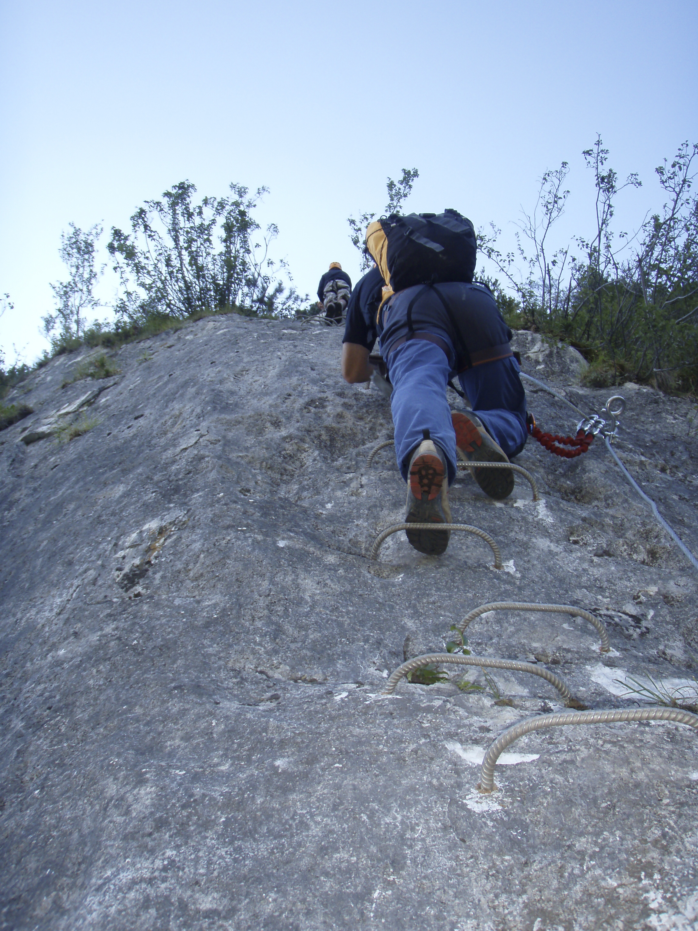 รูปถ่าย ฝรั่งเศส(France) วิคเดสโซ(Vicdessos) เส้นทางปีนผาเวียแฟร์ราตาด้านเหนือ(Via Ferrata North) 2007-08 24