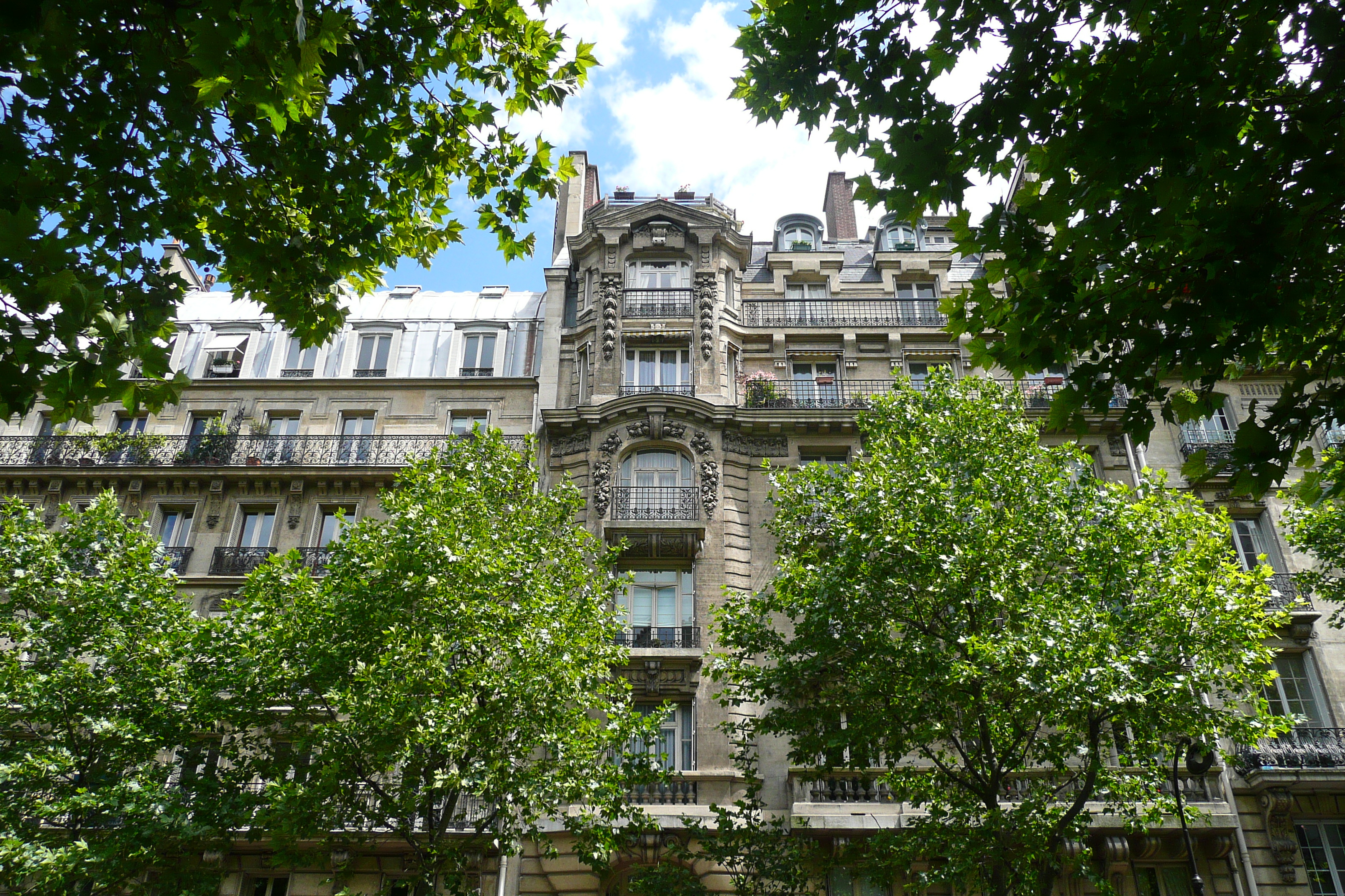 รูปถ่าย ฝรั่งเศส(France) ปารีส(Paris) ถนนนีเยล(Avenue Niel) 2007-06 1
