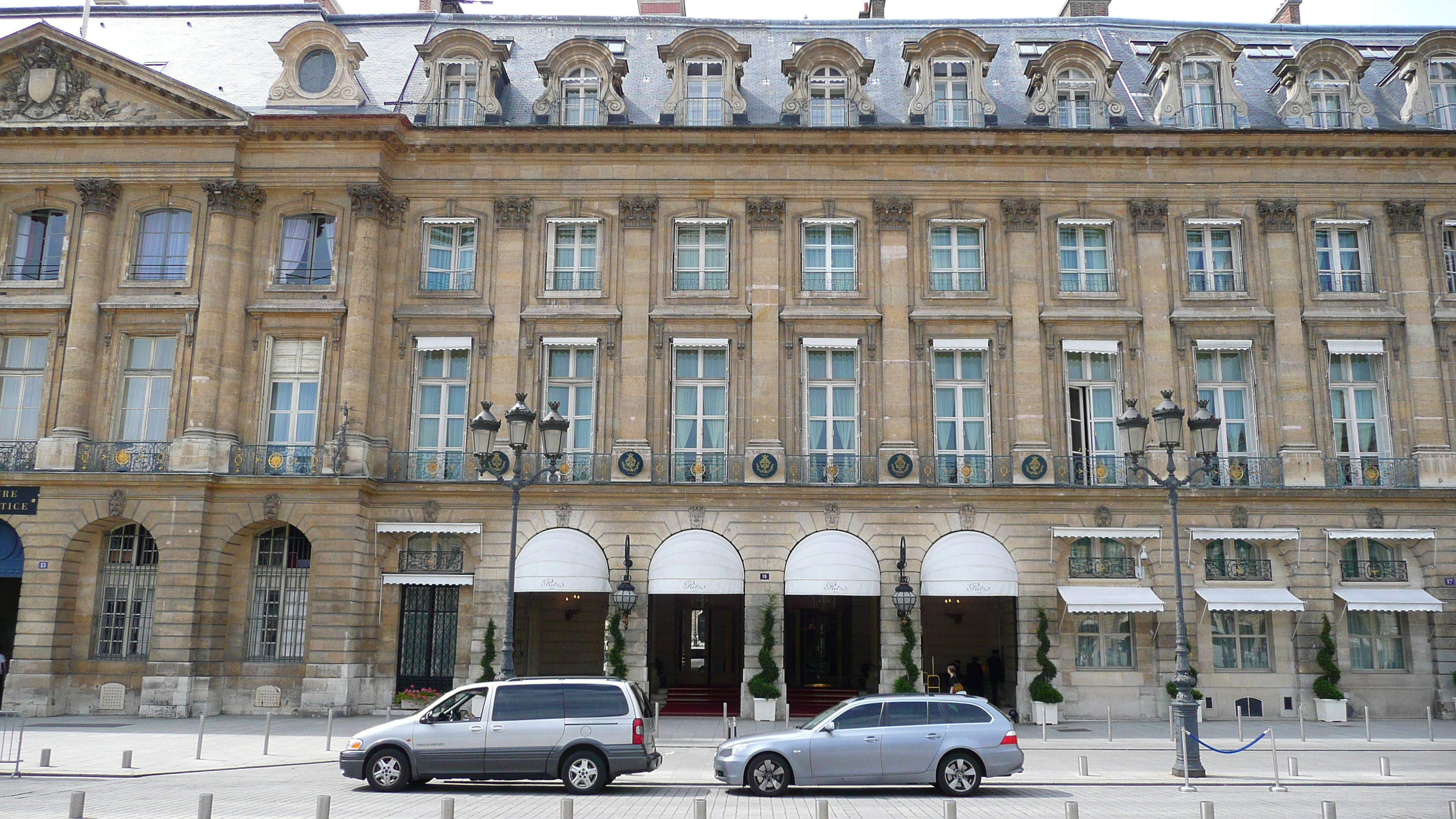 รูปถ่าย ฝรั่งเศส(France) ปารีส(Paris) จัตุรัสว็องโดม(Place Vendome) 2007-07 91