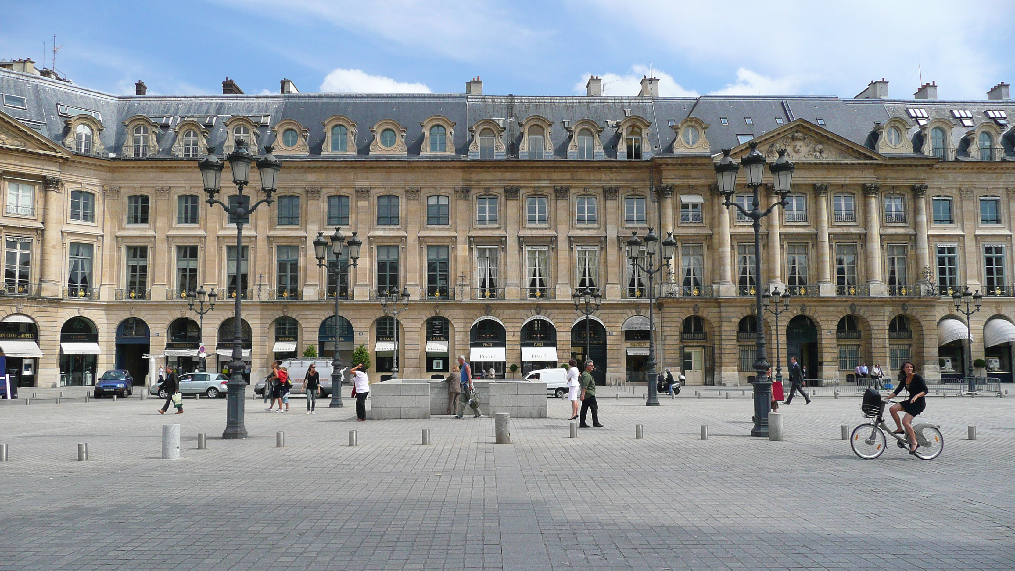 รูปถ่าย ฝรั่งเศส(France) ปารีส(Paris) จัตุรัสว็องโดม(Place Vendome) 2007-07 6