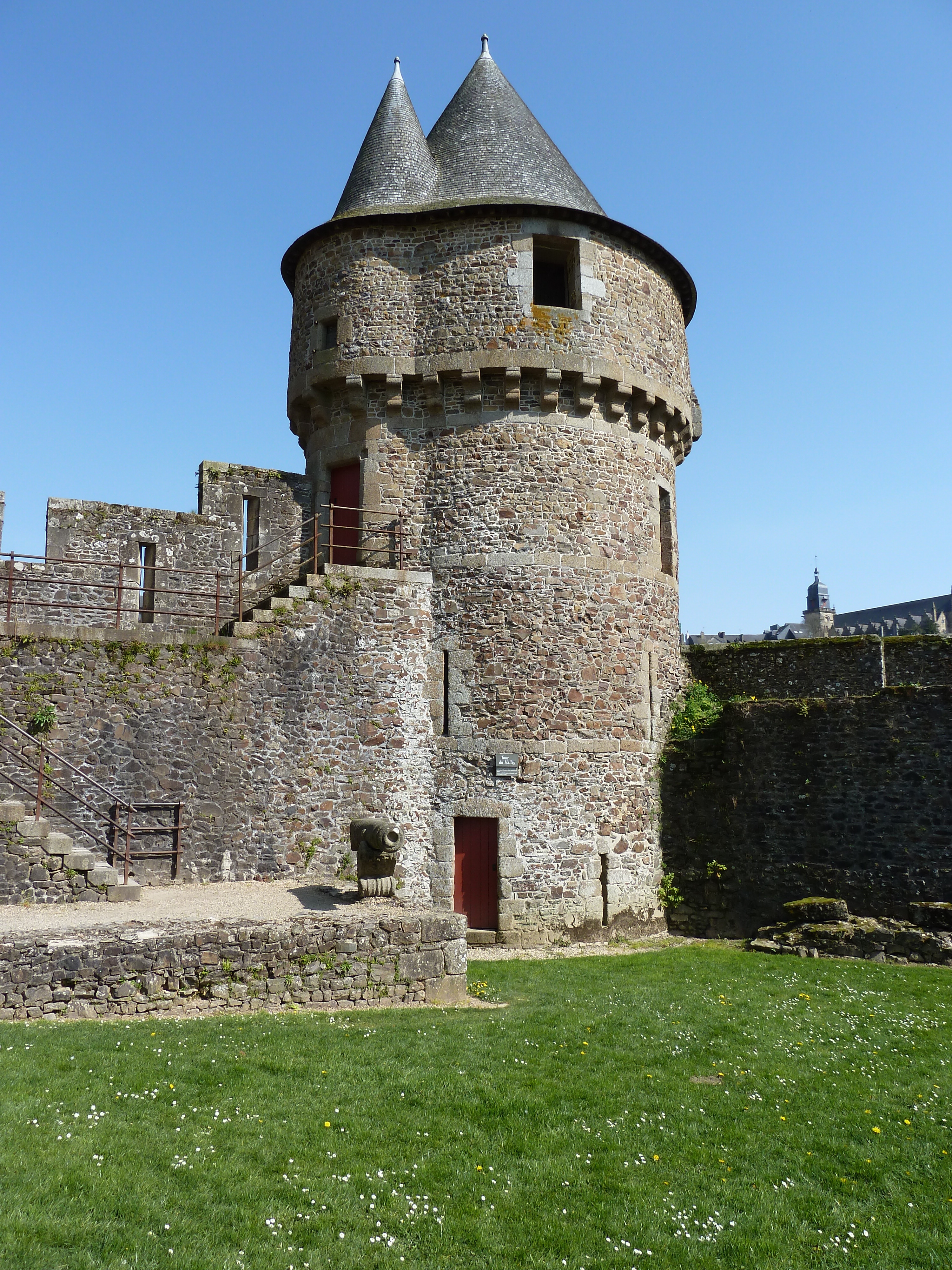 รูปถ่าย ฝรั่งเศส(France) ฟูแฌร์(Fougeres) 2010-04 175