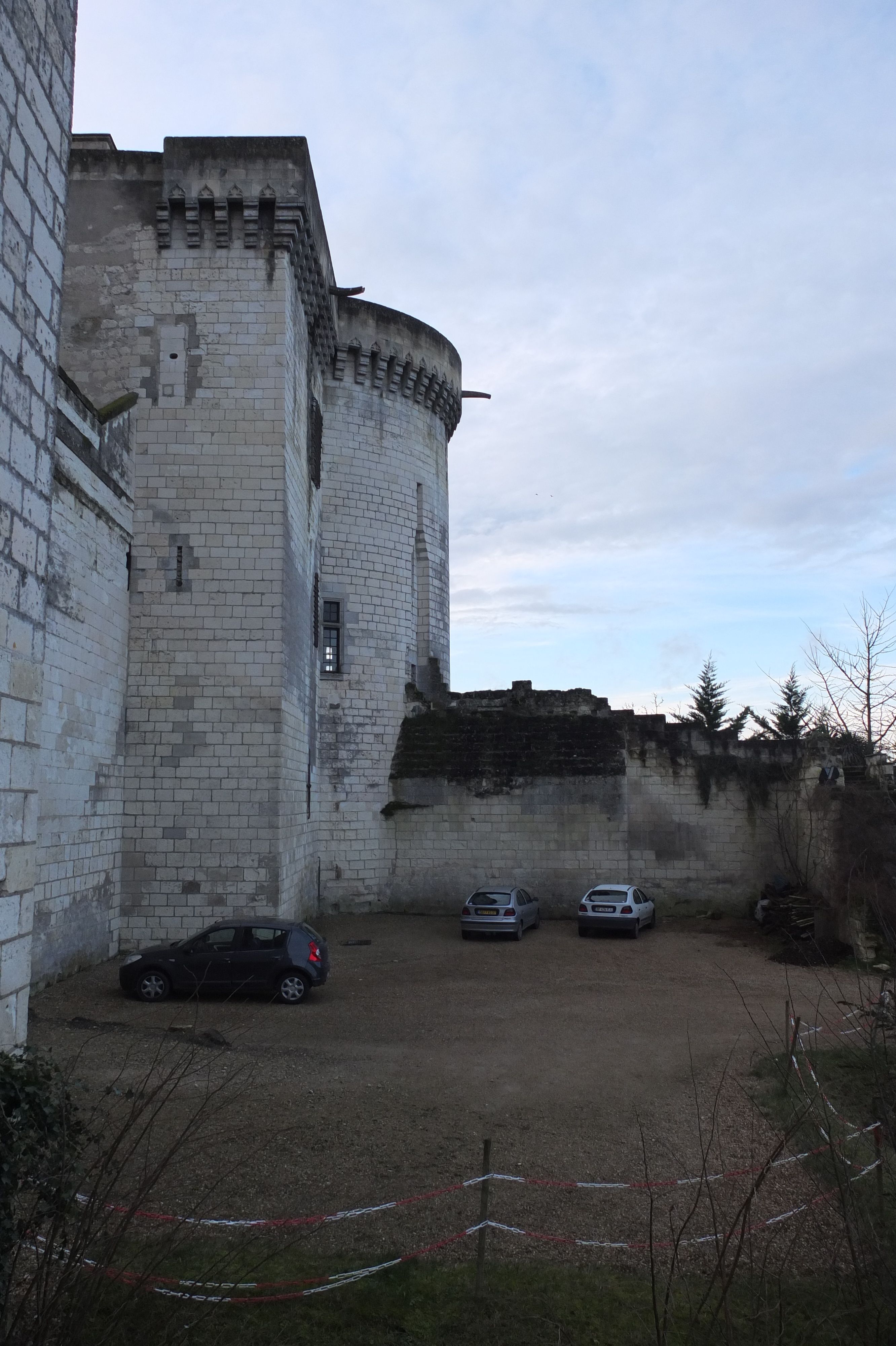 รูปถ่าย ฝรั่งเศส(France) ปราสาทลอช(Loches Castle) 2013-01 89